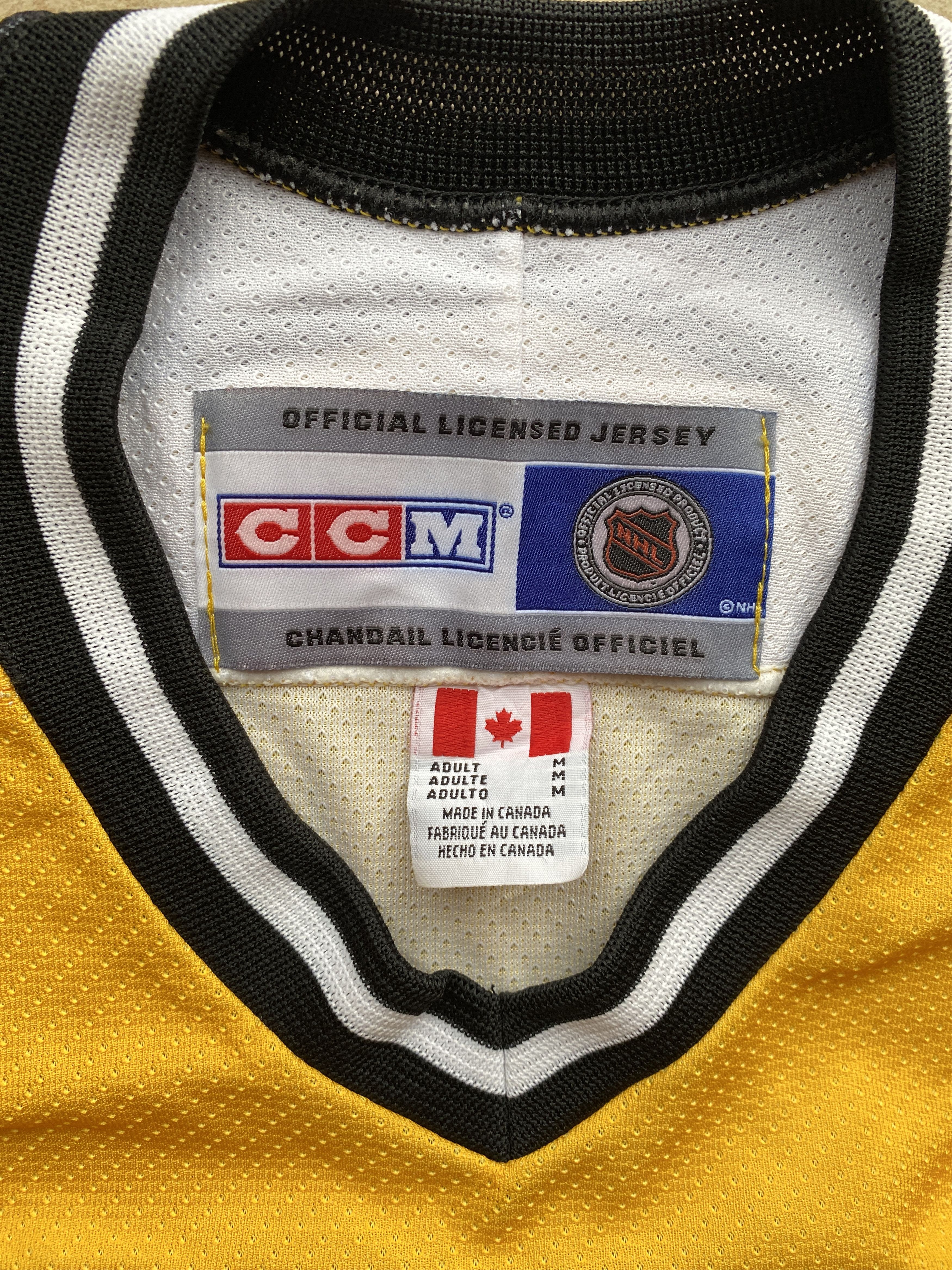 Ccm Boston Bruins 2000s CCM Pooh jersey M gold alt NHL vintage Size US M / EU 48-50 / 2 - 7 Thumbnail