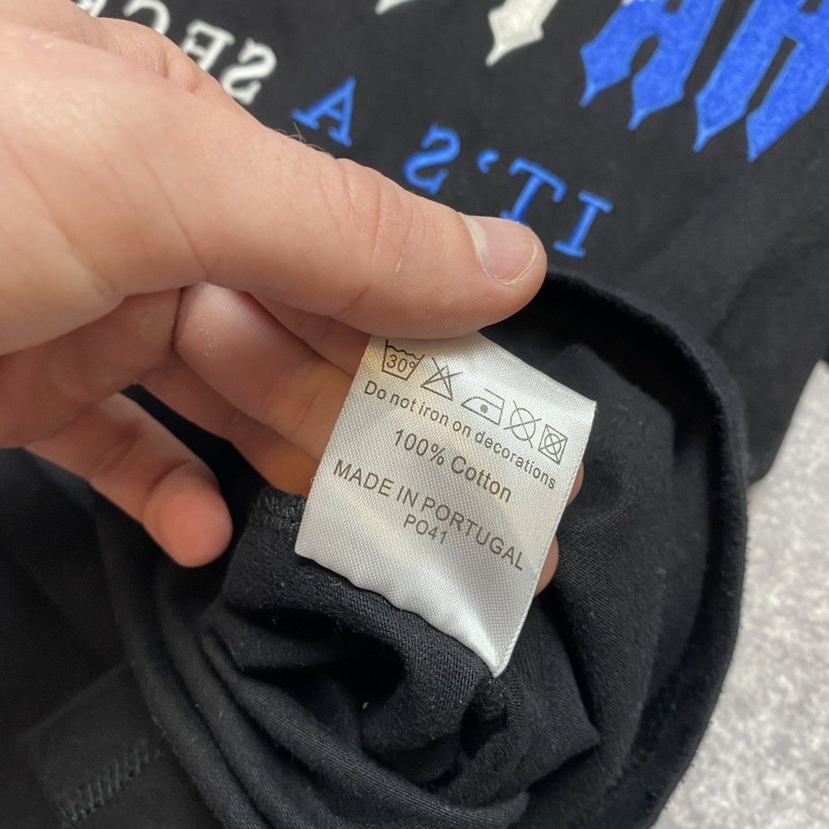 Trapstar London Men’s Trapstar London Big Fleece logo y2k opium tee Size US M / EU 48-50 / 2 - 9 Thumbnail