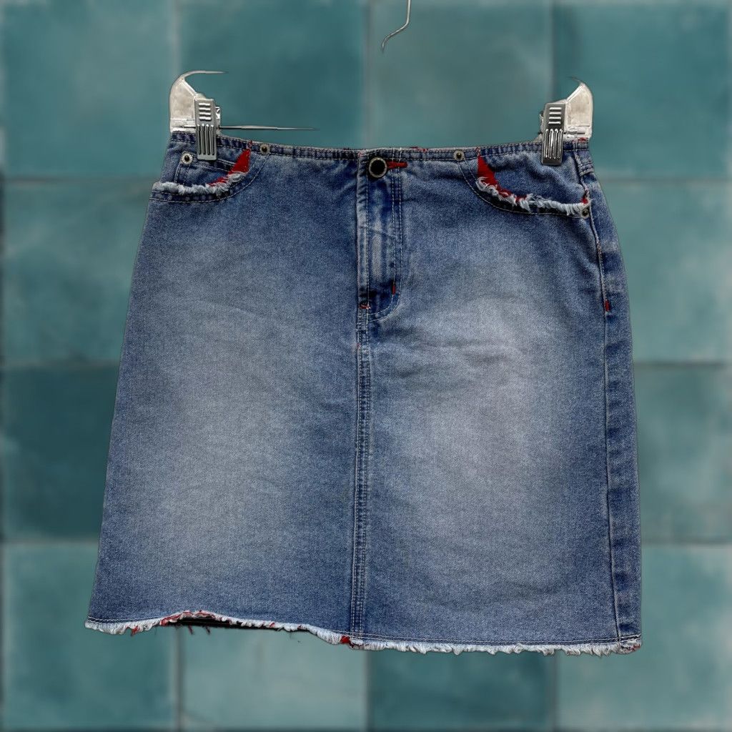 Vintage Y2K Vintage Denim Mini Skirt 4 26 Small Light Wash Distressed Frayed Western Sh... Size 27" / US 4 / IT 40 - 1 Thumbnail