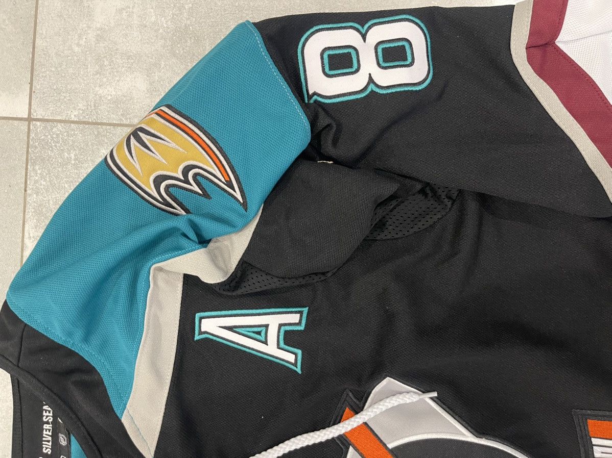 NHL Men's Anaheim Ducks Fanatics Selanne Purple breakaway jersey Size US M / EU 48-50 / 2 - 3 Thumbnail