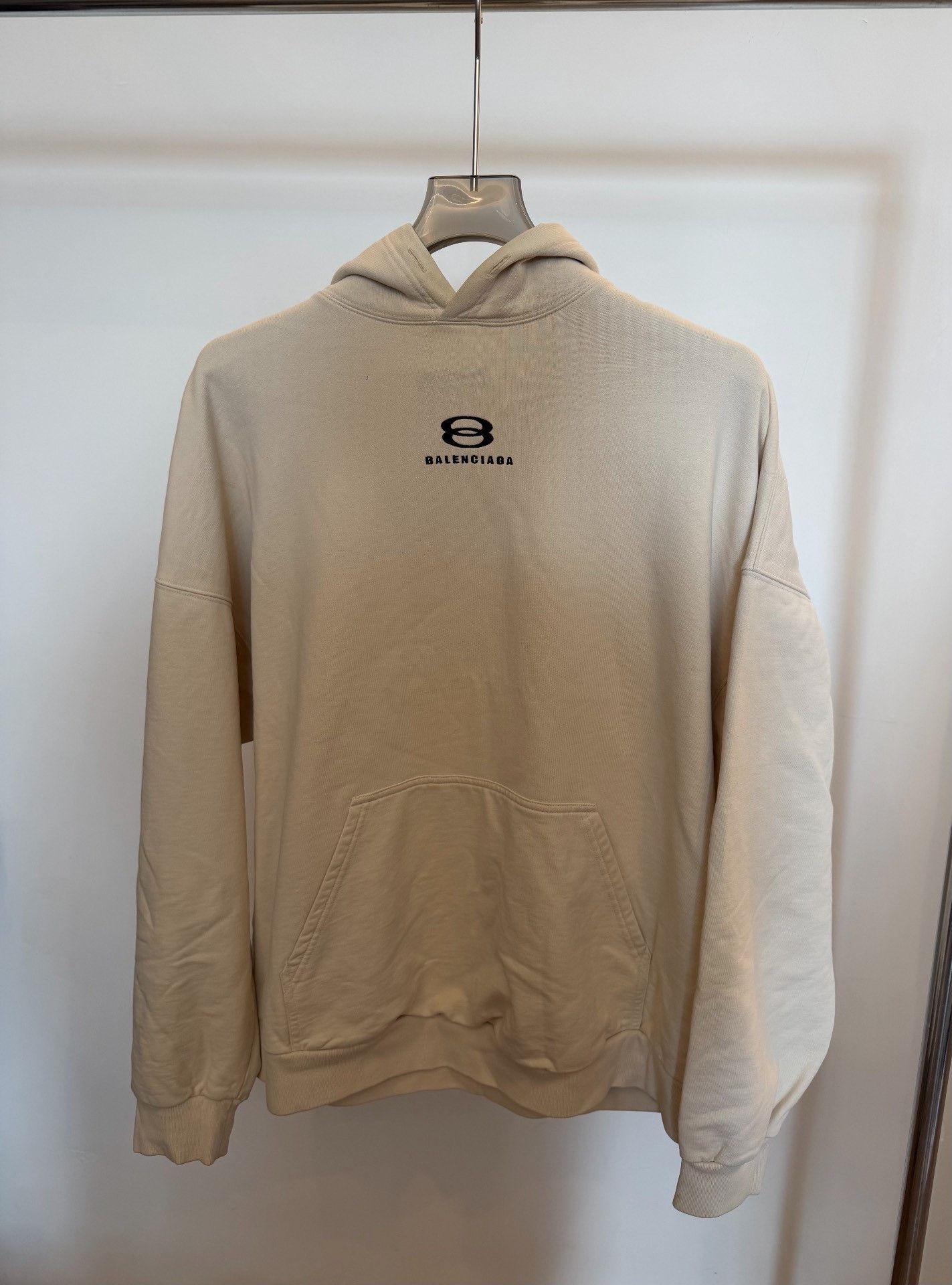 Balenciaga Balenciaga Retro Beige Hoodie 1 Men Size US XS / EU 42 / 0 - 1 Thumbnail