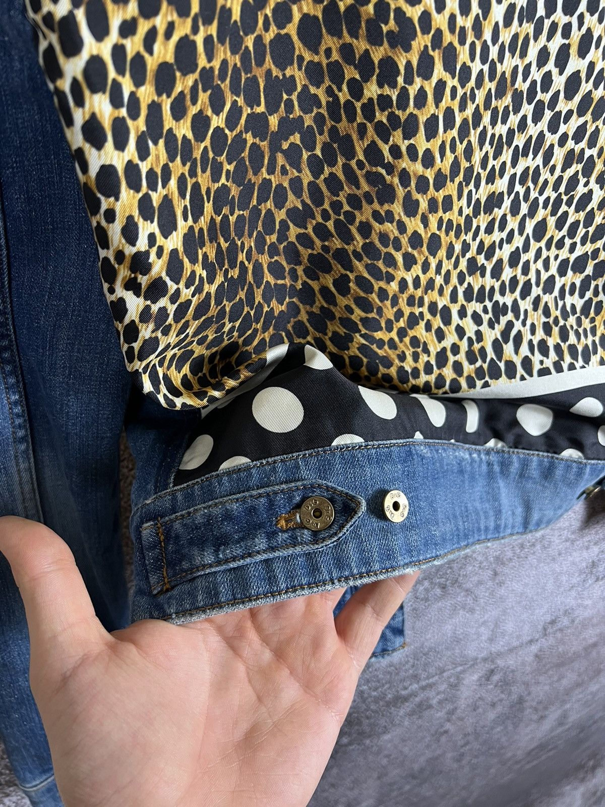 Designer × Dolce & Gabbana Dolce & Gabbana denim trucker jacket animal dotted ornaments Size M / US 6-8 / IT 42-44 - 20 Thumbnail