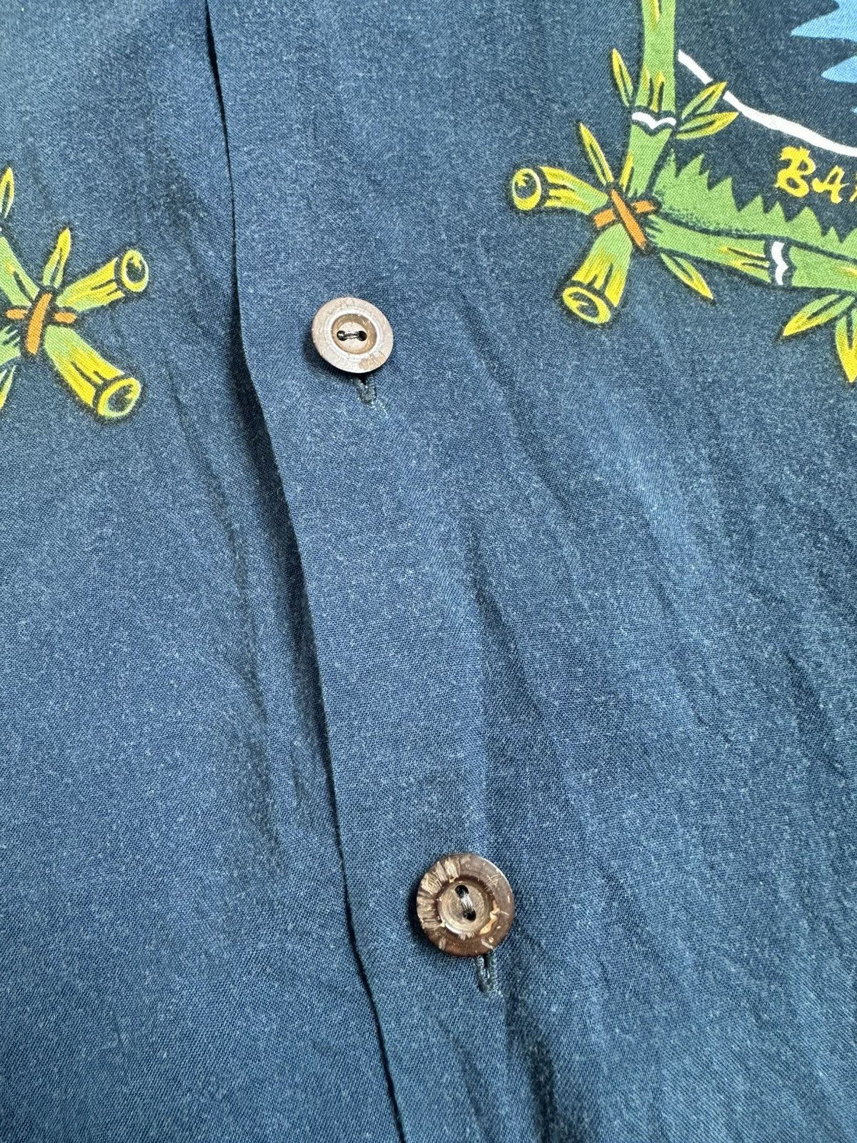 Mambo Vtg Mambo rayon shirt overprint Size US M / EU 48-50 / 2 - 7 Thumbnail