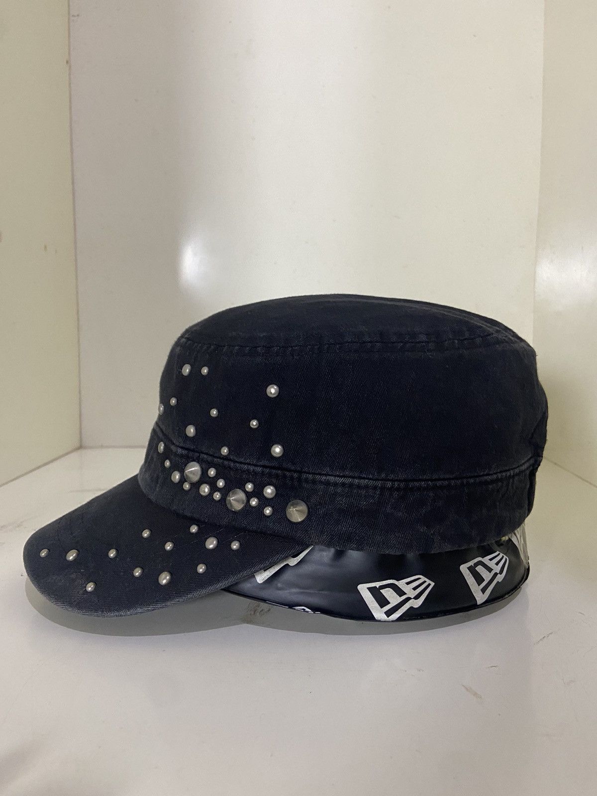 Japanese Brand 2000s sprinkled punk hat Size ONE SIZE - 2 Thumbnail
