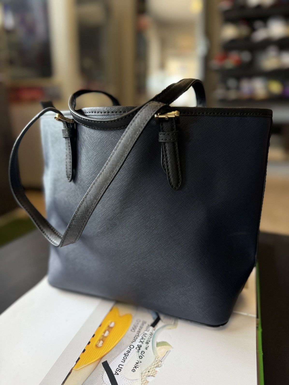 Michael Kors Women’s Michael Kors Purse Blue Brand New Size ONE SIZE - 5 Thumbnail