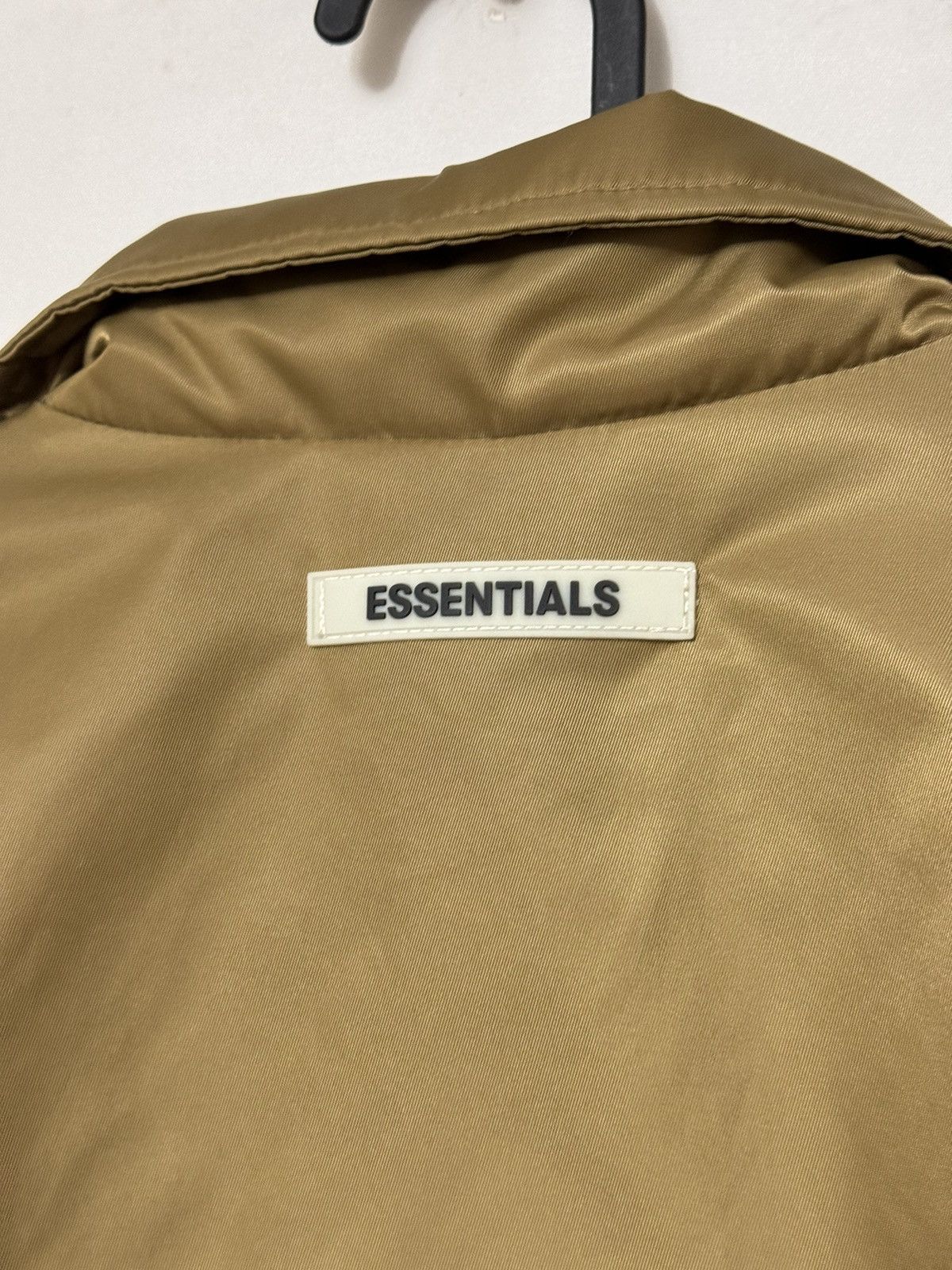 Fear of God Fear of God Essentials Tan Nylon Jacket SZ Medium💥 Size US M / EU 48-50 / 2 - 11 Thumbnail