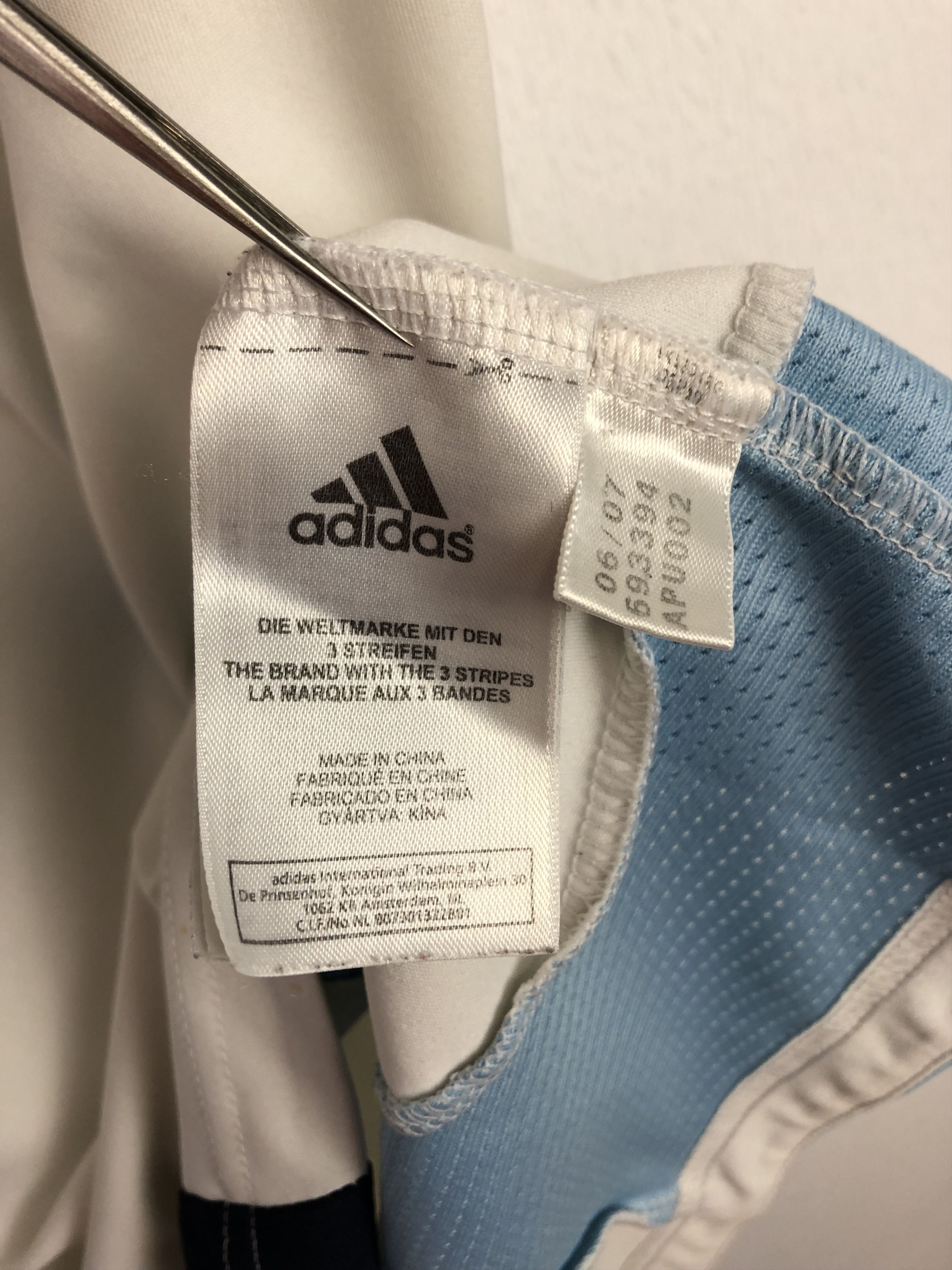 Adidas Vintage Adidas Real Madrid Football Shirt Soccer Tee Hype Size US M / EU 48-50 / 2 - 9 Thumbnail
