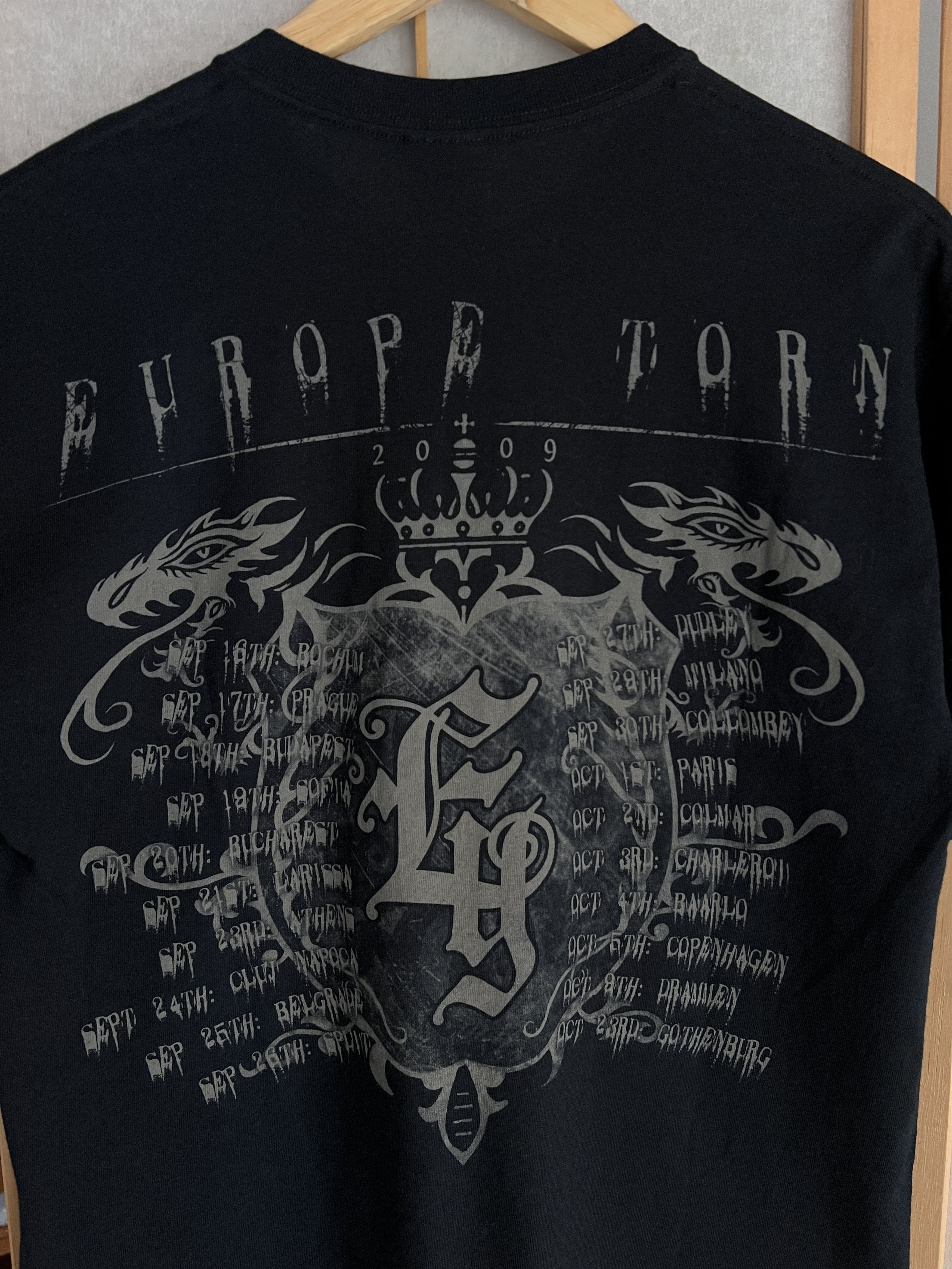 Band Tees Rare! Evergrey vintage 2009 Europe tour t shirt Torn promo Size US L / EU 52-54 / 3 - 4 Thumbnail
