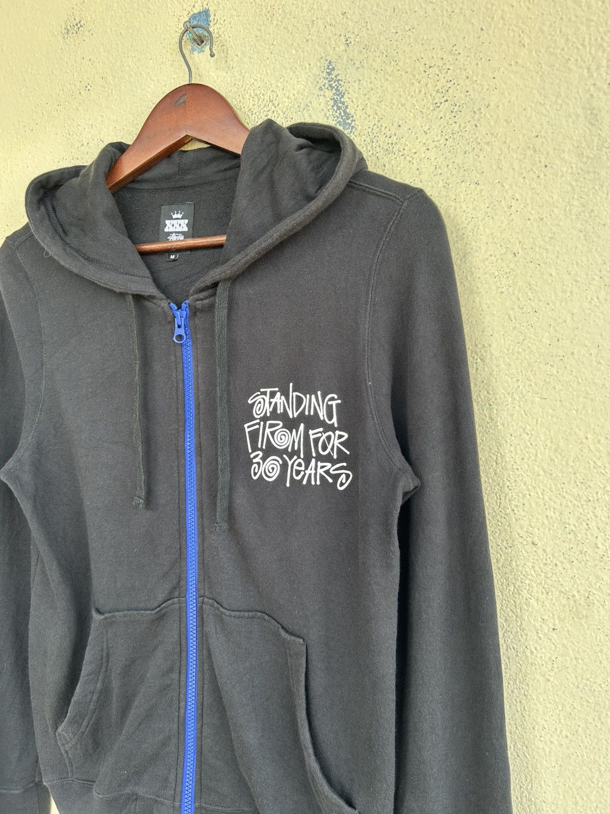 Stussy Stussy Standing Firm From 30 Years Zip Up Hoodie Size US M / EU 48-50 / 2 - 4 Thumbnail