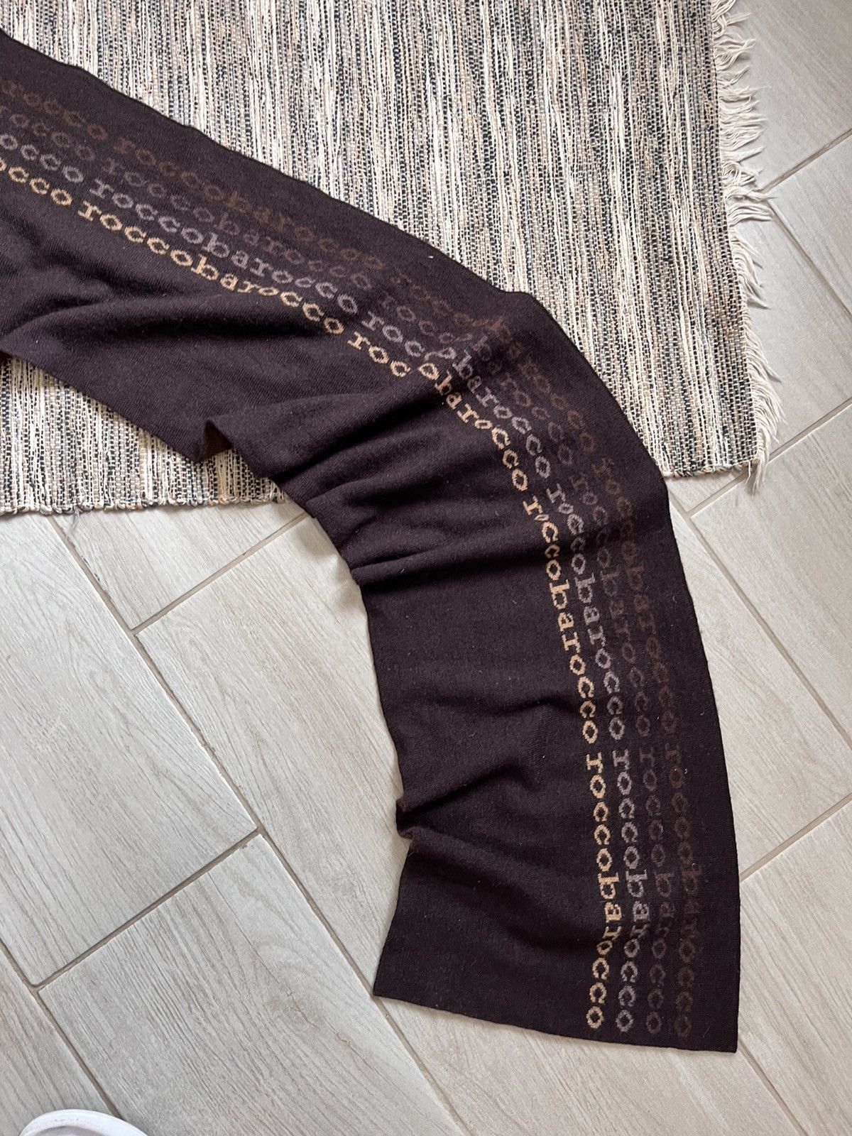 Other Roccobarocco Scarf Brown Monogram logo luxury minimalistic Size ONE SIZE - 6 Thumbnail