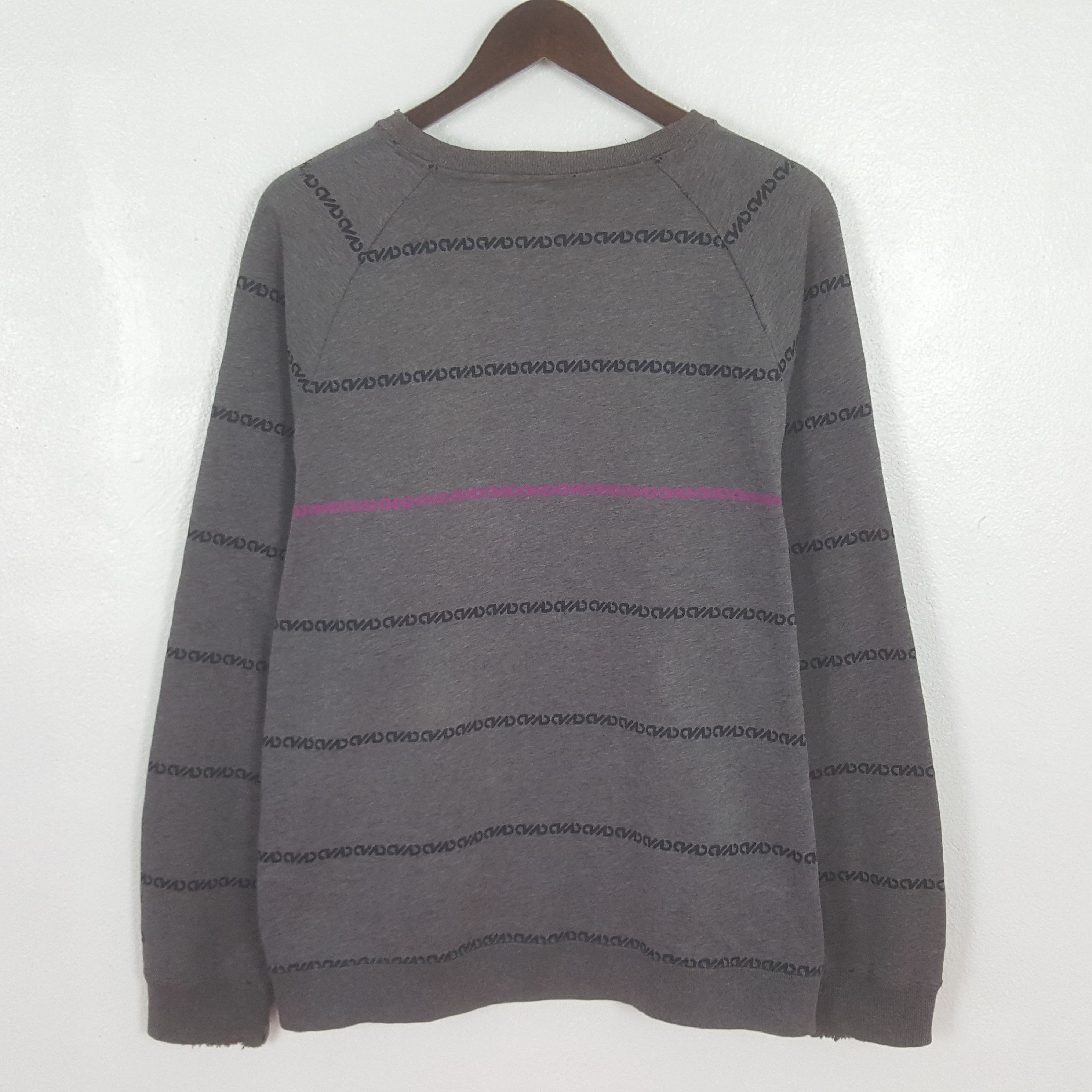 Nike Vintage Nike Distressed Sweatshirt Size US L / EU 52-54 / 3 - 3 Thumbnail