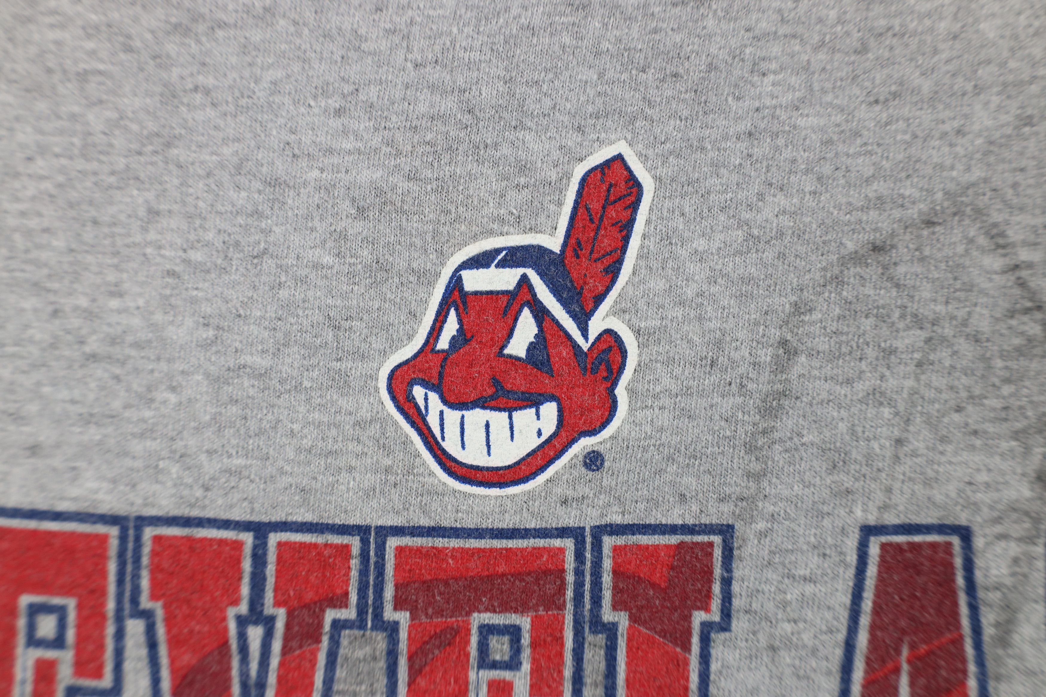 Vintage Vintage Y2K Chief Wahoo Cleveland Indians Baseball T-Shirt Size US XL / EU 56 / 4 - 5 Thumbnail