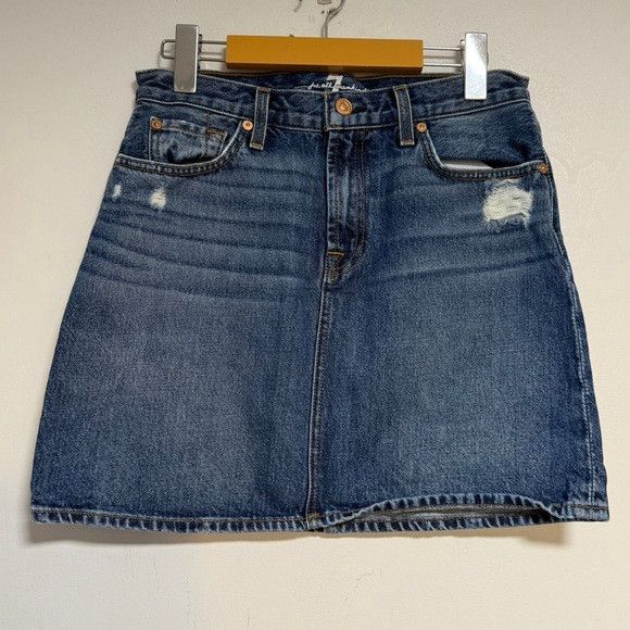 7 For All Mankind 7 For All Mankind Distressed Denim Mini Skirt Size 28 Size 28" / US 6 / IT 42 - 3 Thumbnail