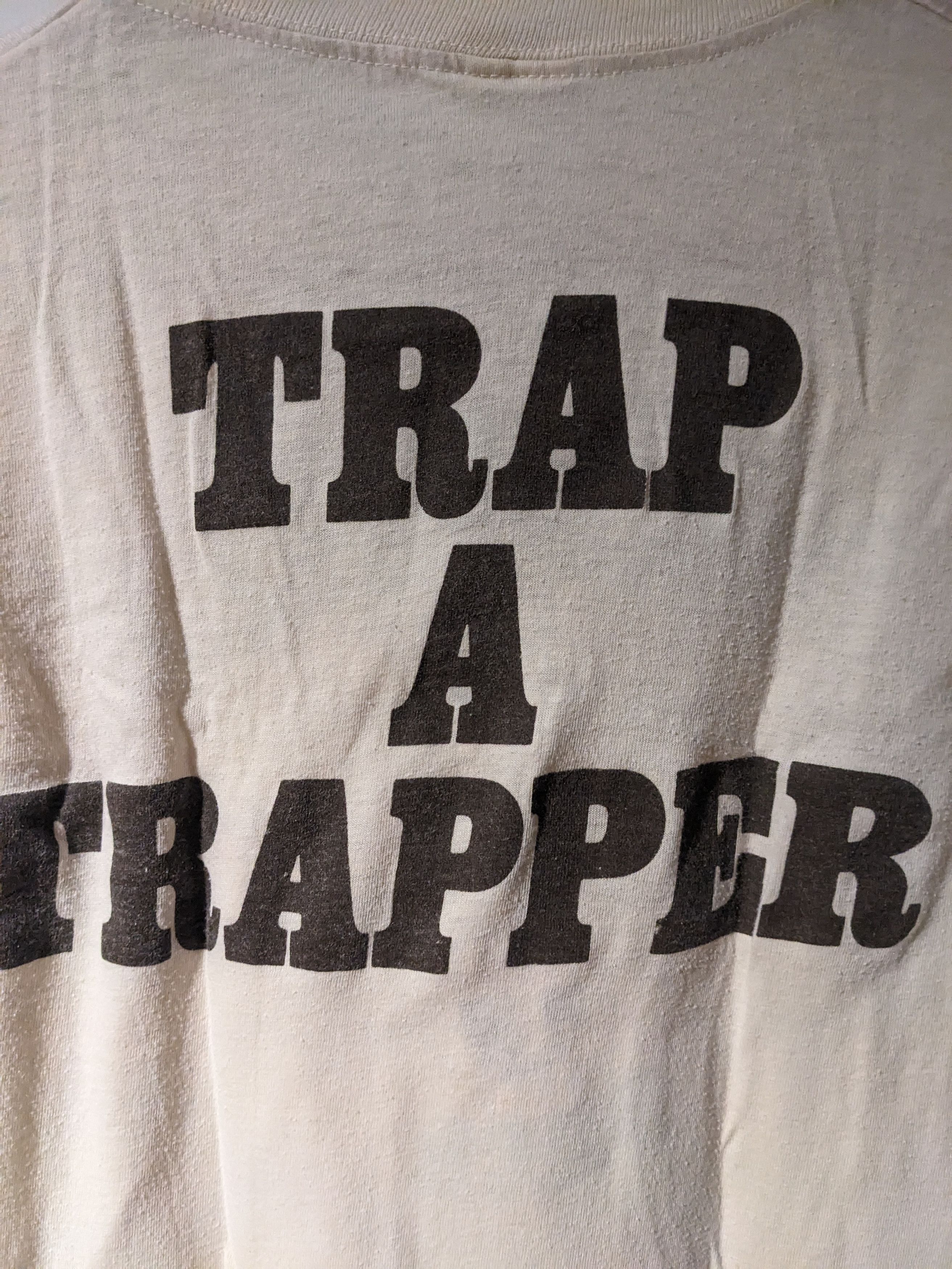 Vintage Vintage 80s Trapper Beer Imported Canadian Beige T-Shirt Size US M / EU 48-50 / 2 - 6 Thumbnail