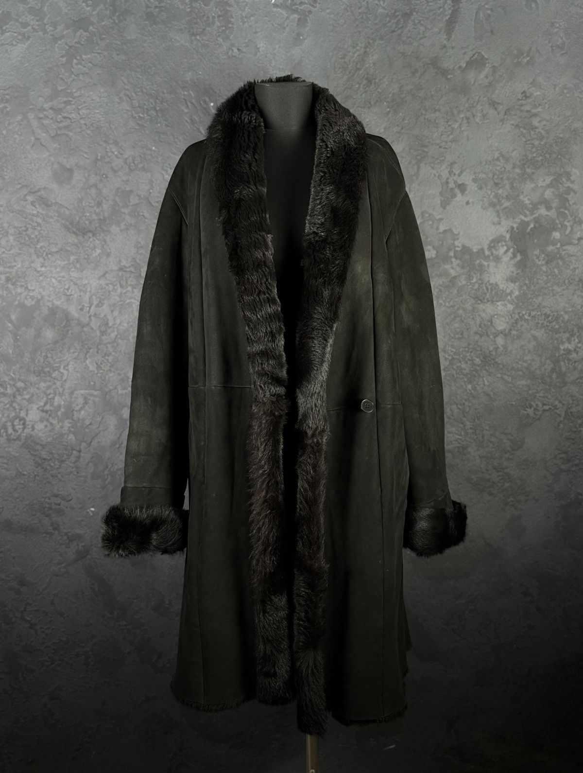 Max Mara Max Mara Shearling Sheepskin Coat Black Fur Made in Italy Size L / US 10 / IT 46 - 4 Thumbnail