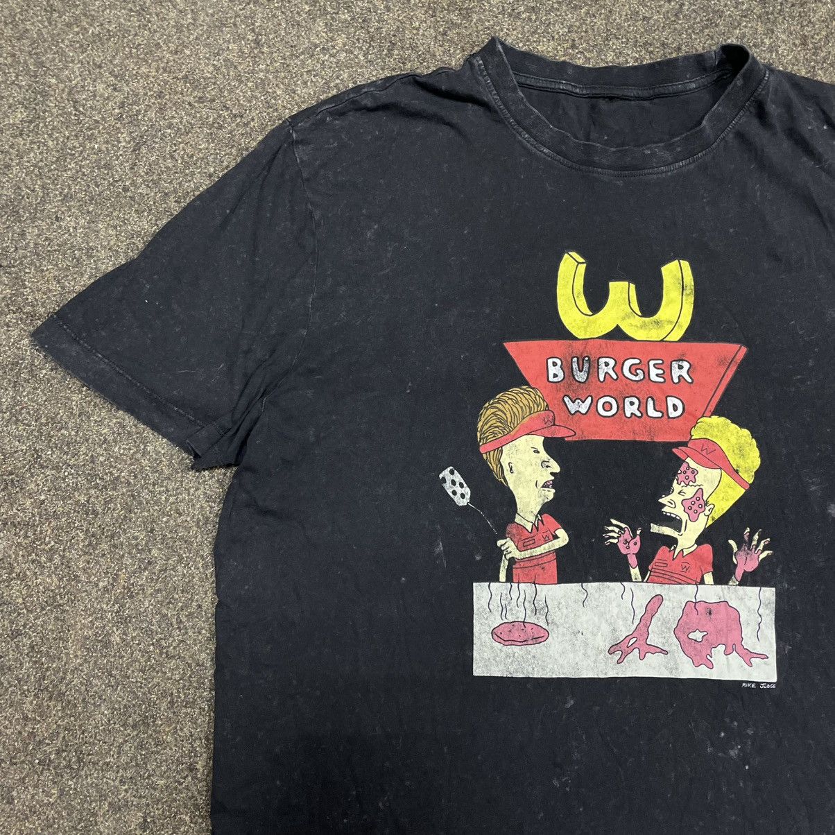 Vintage Vintage Y2K Sun Faded Burger World Graphic Tee Streetwear L Size US L / EU 52-54 / 3 - 3 Thumbnail