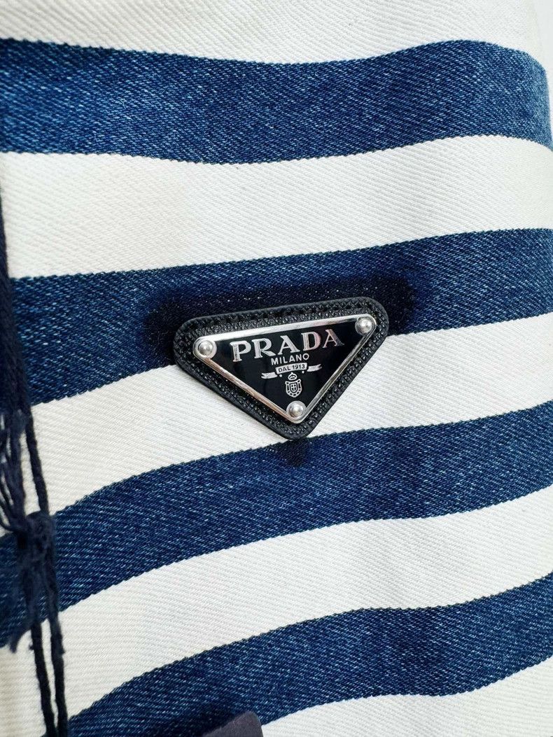 Prada Prada Dress 2502-Nextarrow Size XXS / US 00 / IT 34 - 3 Thumbnail