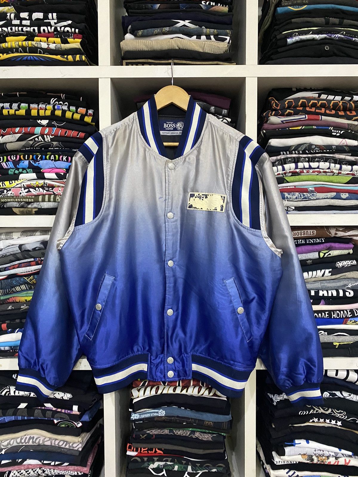 Japanese Brand Vintage Suntory Coffee Boss Black Gold Jacket Size US XL / EU 56 / 4 - 2 Thumbnail