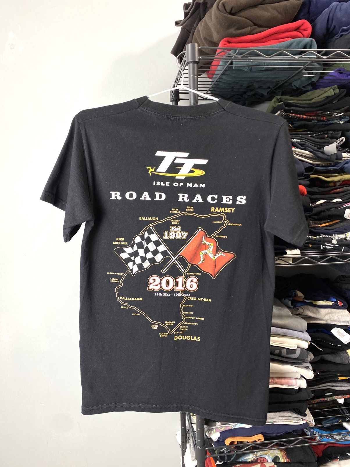 Vintage Vintage Stye Isle Of Man Racing T Shirt Rally Nascar Size US S / EU 44-46 / 1 - 2 Thumbnail