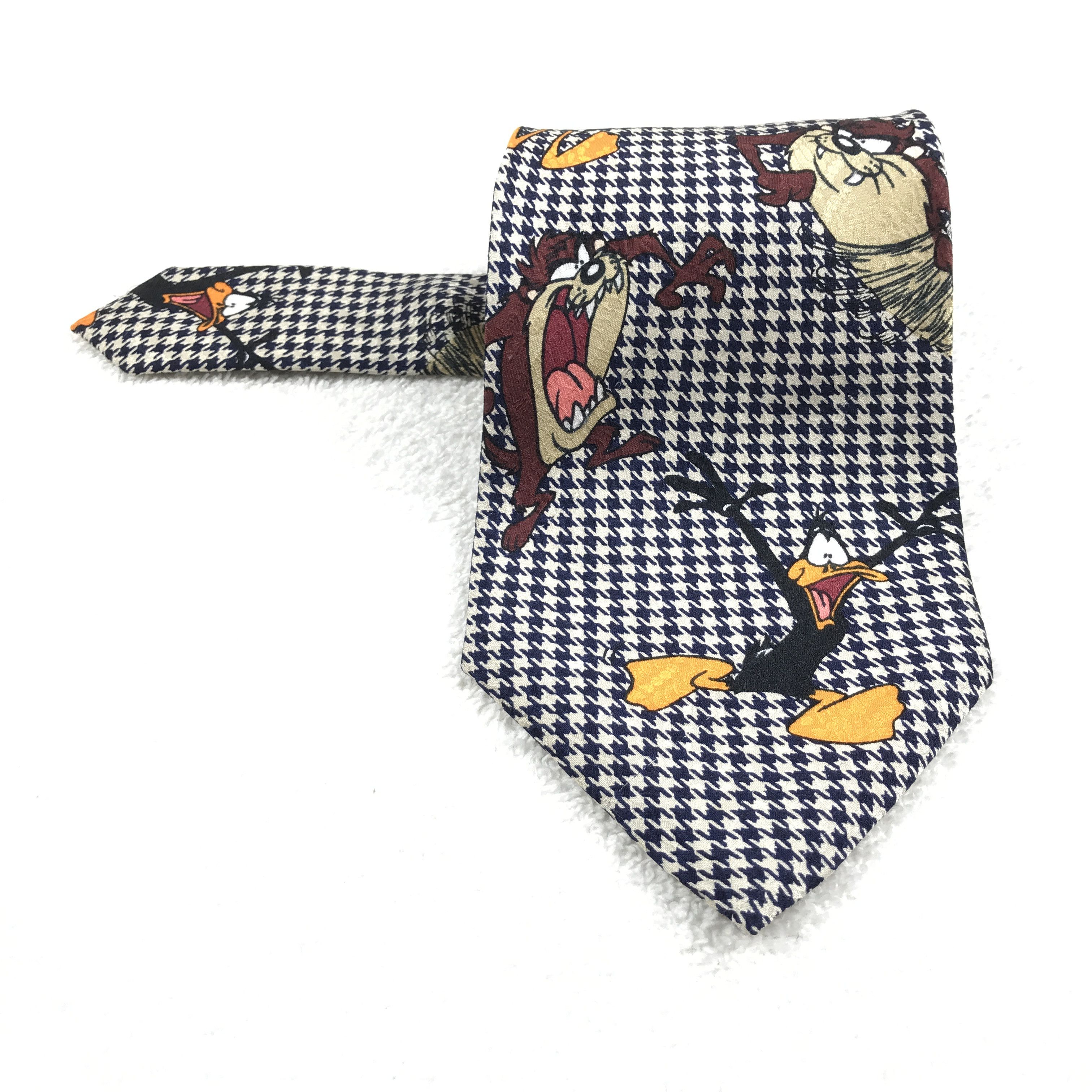 Designer × Vintage Vintage Looney Tunes Mania Silk Necktie Size ONE SIZE - 1 Thumbnail