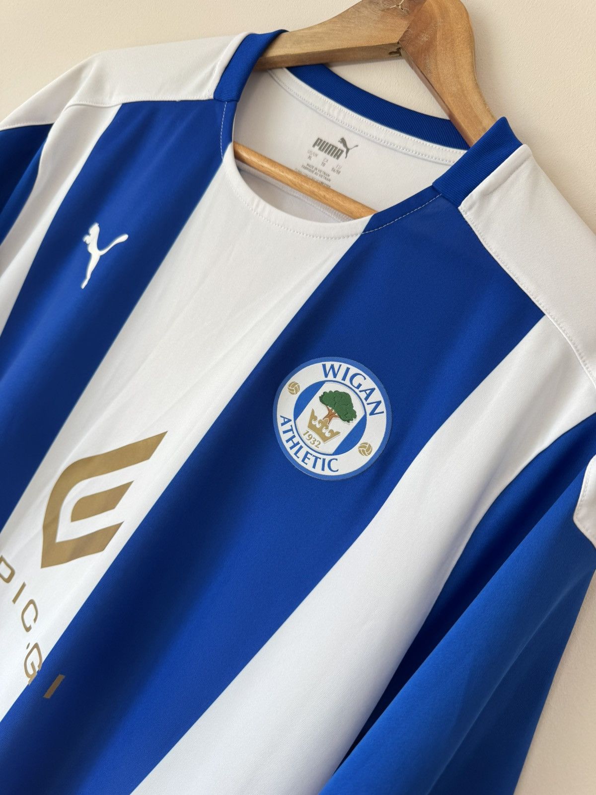 Puma Wigan Athletic 2021-2022 Home Soccer Jersey Football Shirt Size US XL / EU 56 / 4 - 6 Thumbnail