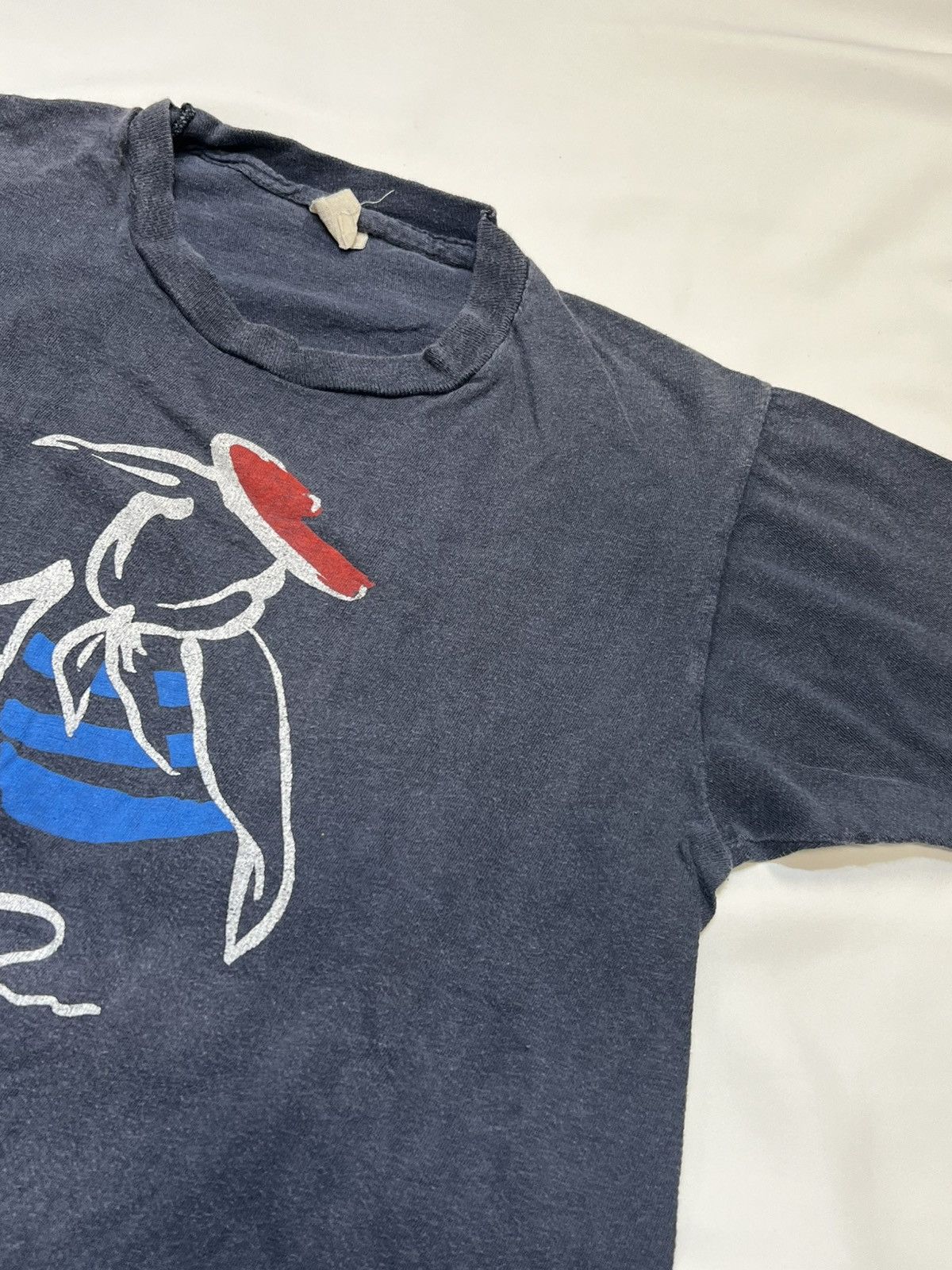 Vintage Vintage 1982 Fleetwood Mac Mirage Tour Penguin T-Shirt Size S / US 4 / IT 40 - 8 Thumbnail