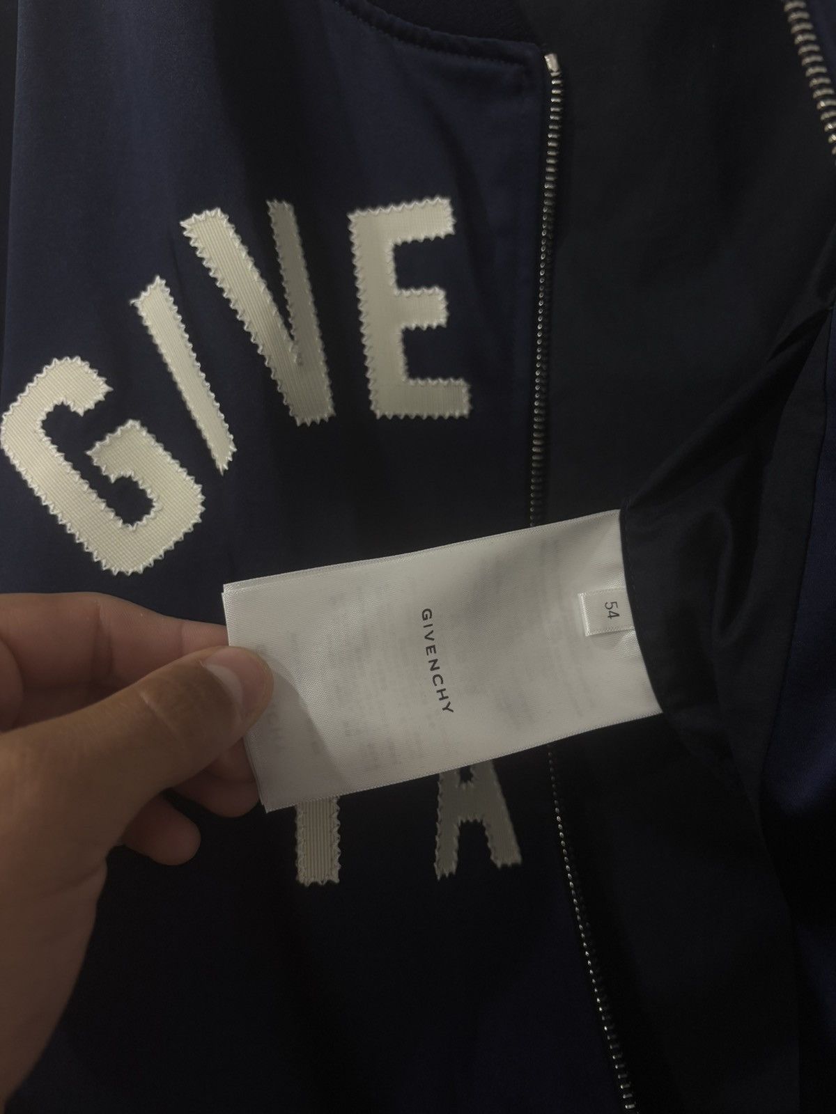 Givenchy Givenchy Men's Satin Logo Bomber Jacket Size US L / EU 52-54 / 3 - 8 Thumbnail