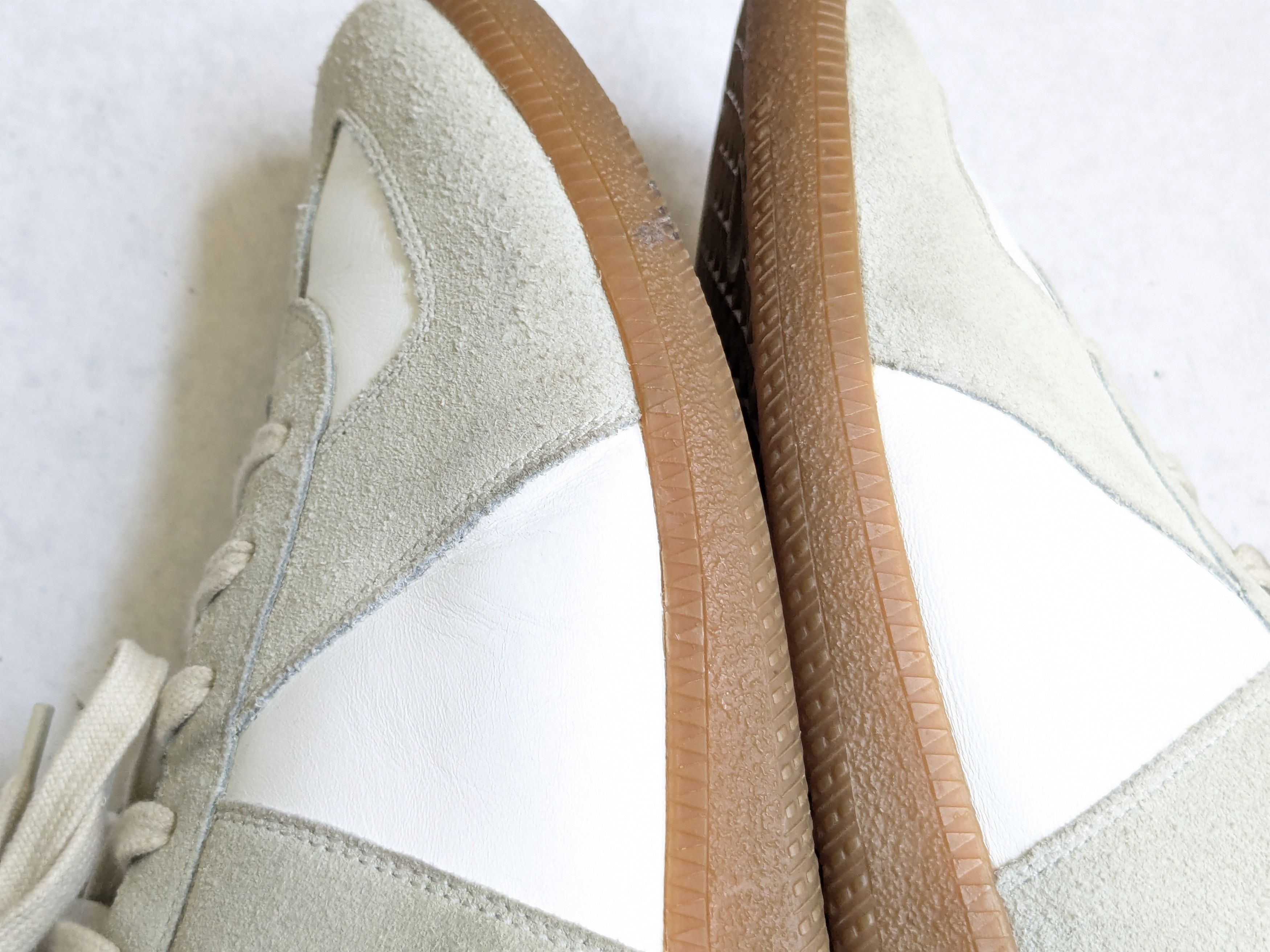 Maison Margiela Maison Margiela Replica GAT White Gray 12 45 Low Tops Size US 12 / EU 45 - 9 Thumbnail