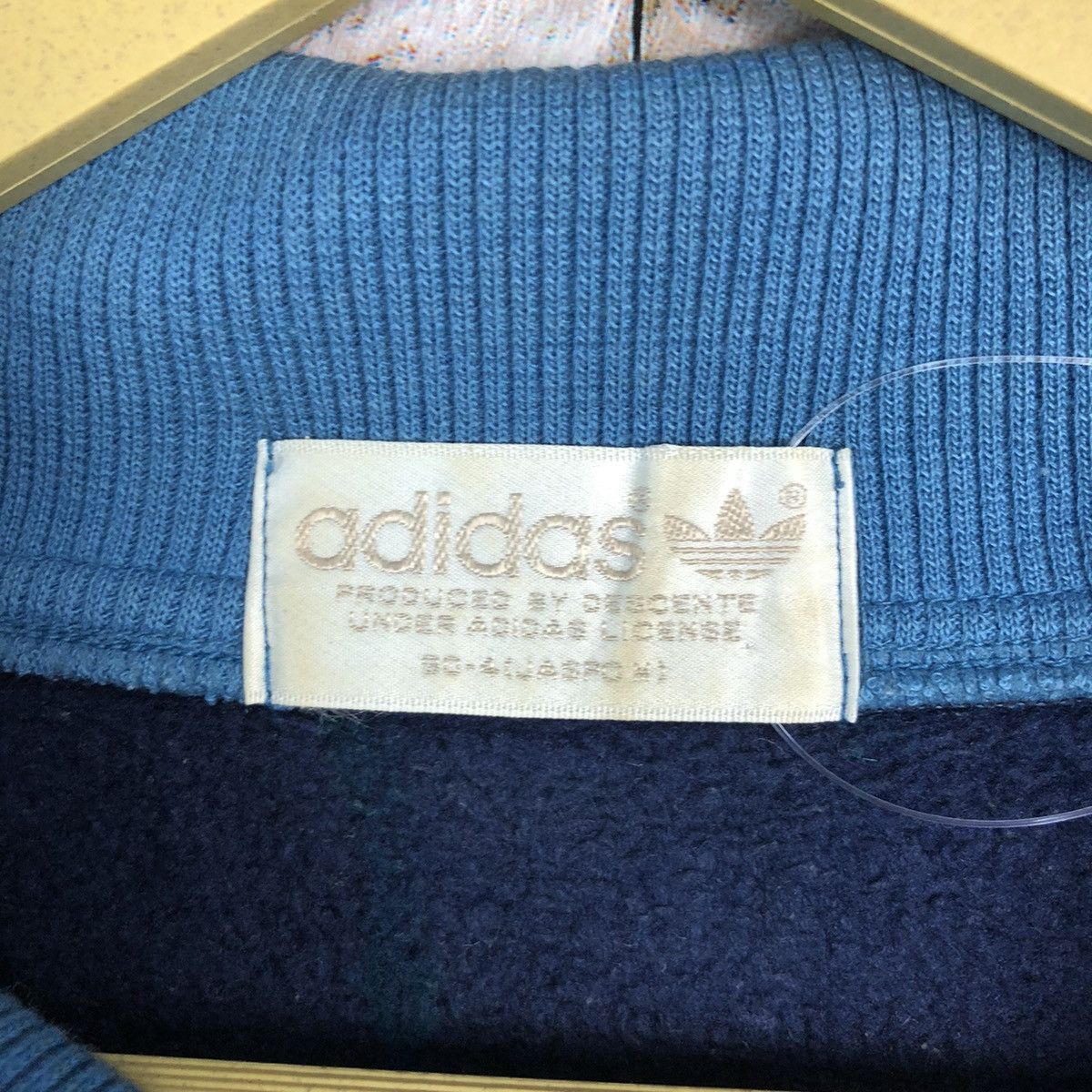 Adidas Adidas vintage japan Blue Sweatshirt #A402 Size US M / EU 48-50 / 2 - 10 Thumbnail