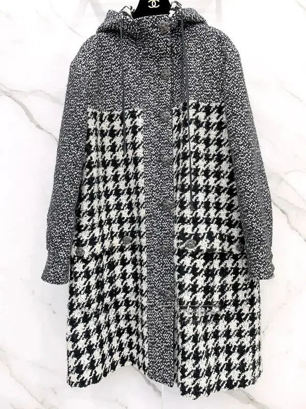 Chanel Chanel Gray Wool Blend Mid-Length Coat . Size S / US 4 / IT 40 - 3 Thumbnail