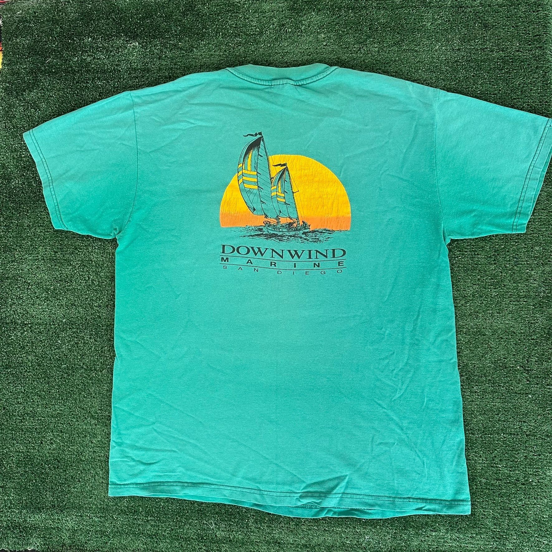 Hanes Vintage Y2K San Diego Sailboat T-Shirt Surf Preppy Nautical Size US L / EU 52-54 / 3 - 1 Thumbnail