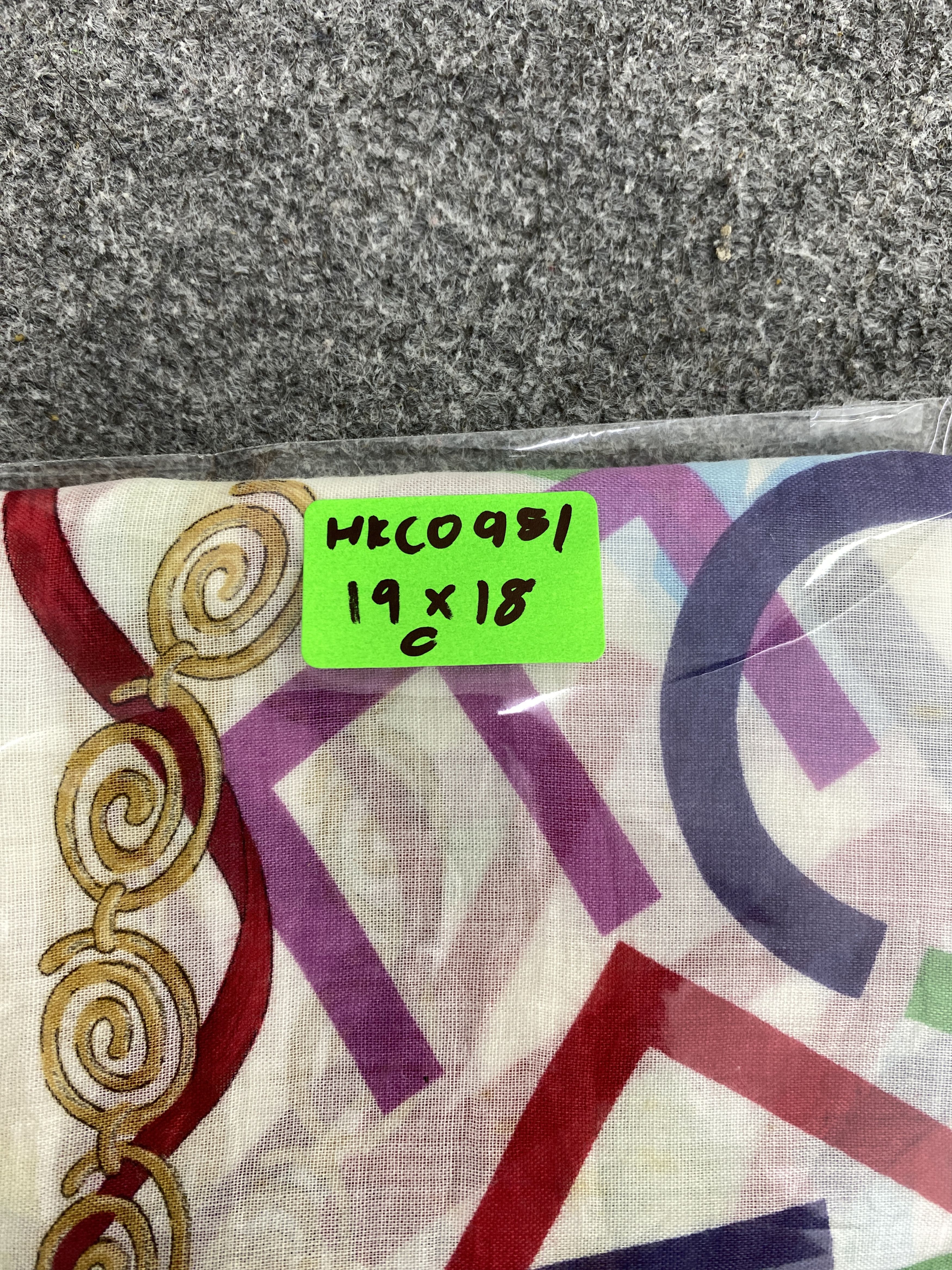 Celine Celine Handkerchief / Neckerchief / Bandana HKC0951 Size ONE SIZE - 8 Thumbnail