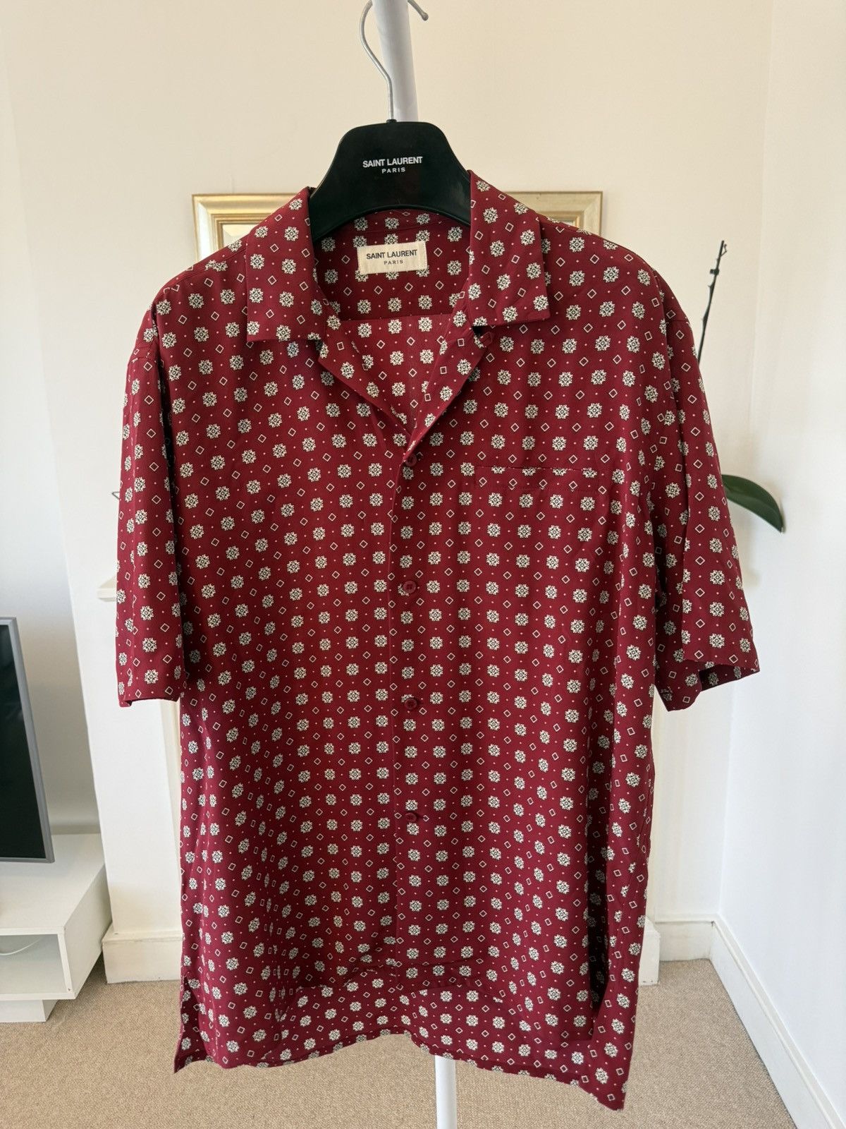 Saint Laurent Paris Saint Laurent Diamond Print Shark Collar Silk Shirt Size US M / EU 48-50 / 2 - 1 Thumbnail
