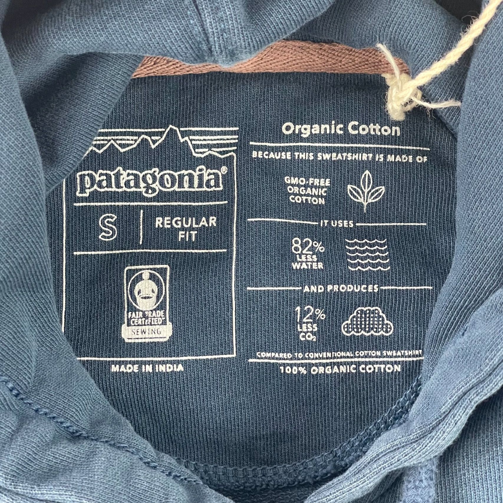 Patagonia Patagonia Hoodie Women Small Blue Regular Fit Graphic Print Bear Logo Hooded Pockets All Seasons Fleece Cotton Blend Crew Neck Pullover Size S / US 4 / IT 40 - 2 Thumbnail