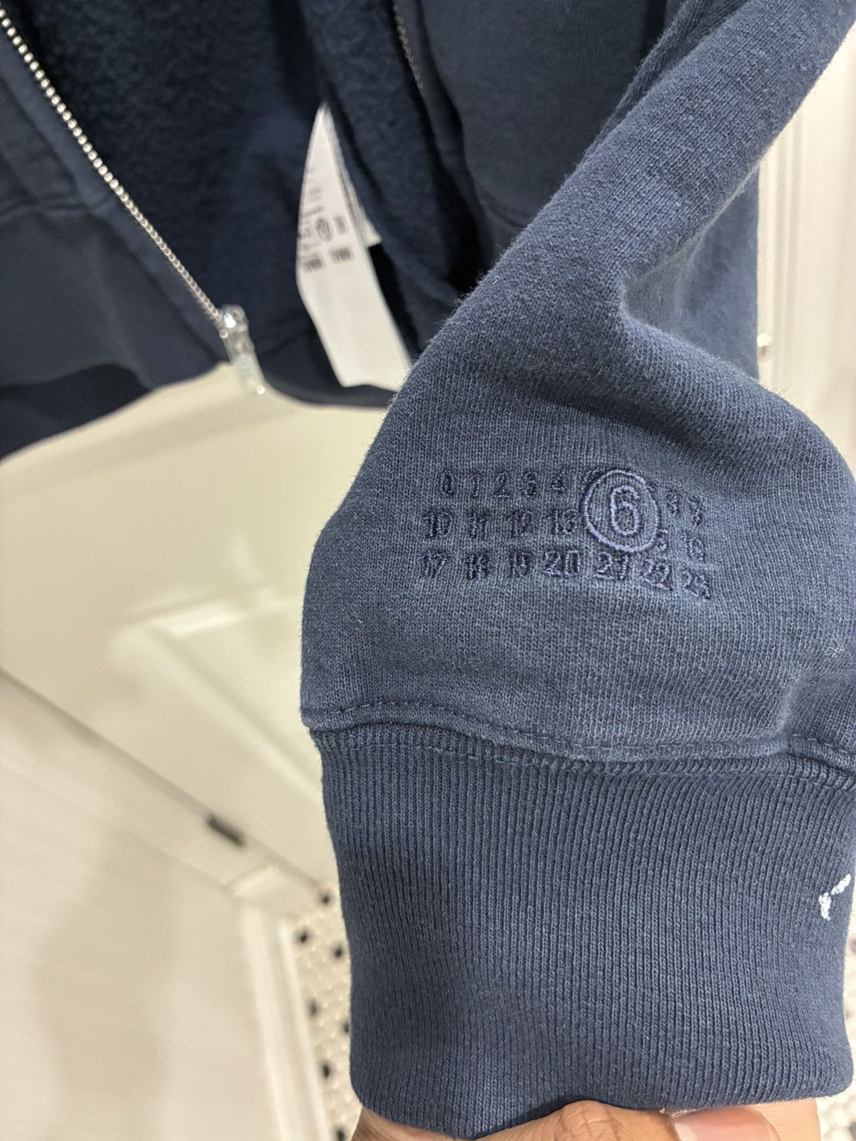 Maison Margiela × Supreme MM6 Supreme Box Logo Zip Size US M / EU 48-50 / 2 - 3 Thumbnail