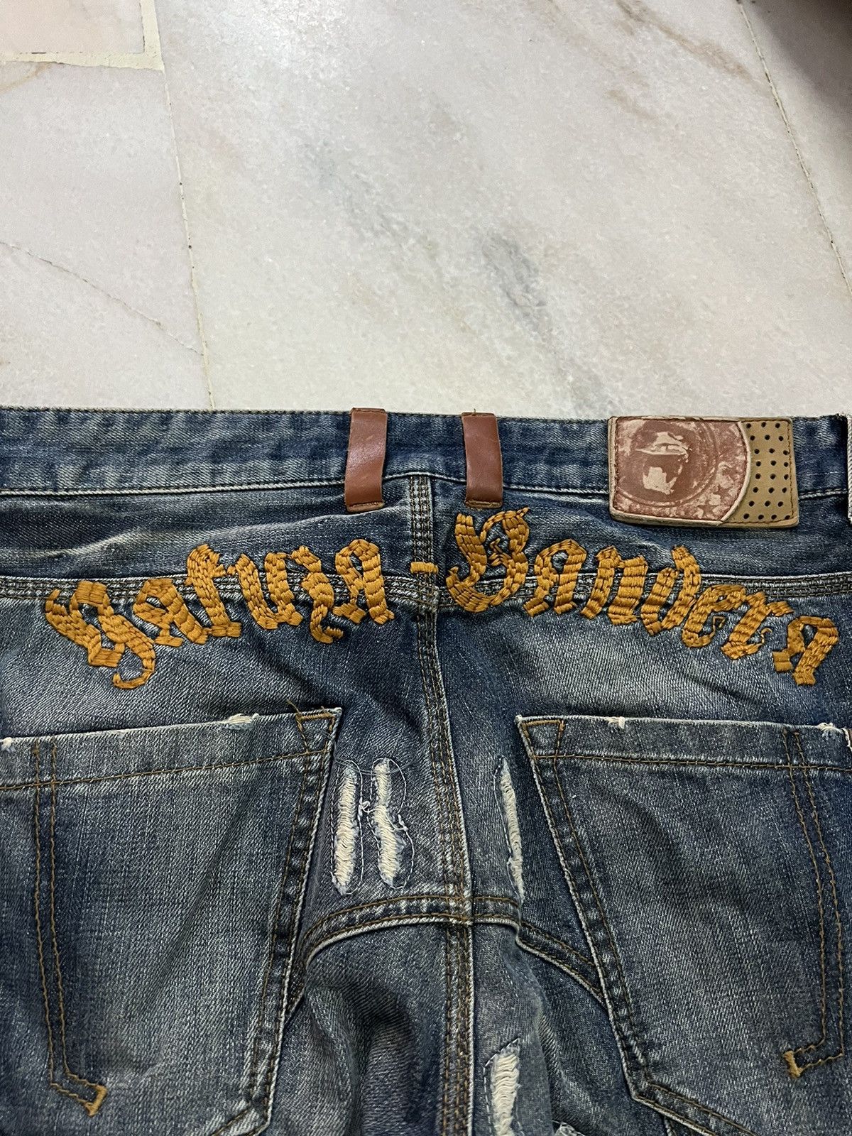 If Six Was Nine × Japanese Brand JAPANESE BRAND YAKUZA GANGSTER DISTRESSED JEANS VERY RARE Size US 32 / EU 48 - 12 Thumbnail
