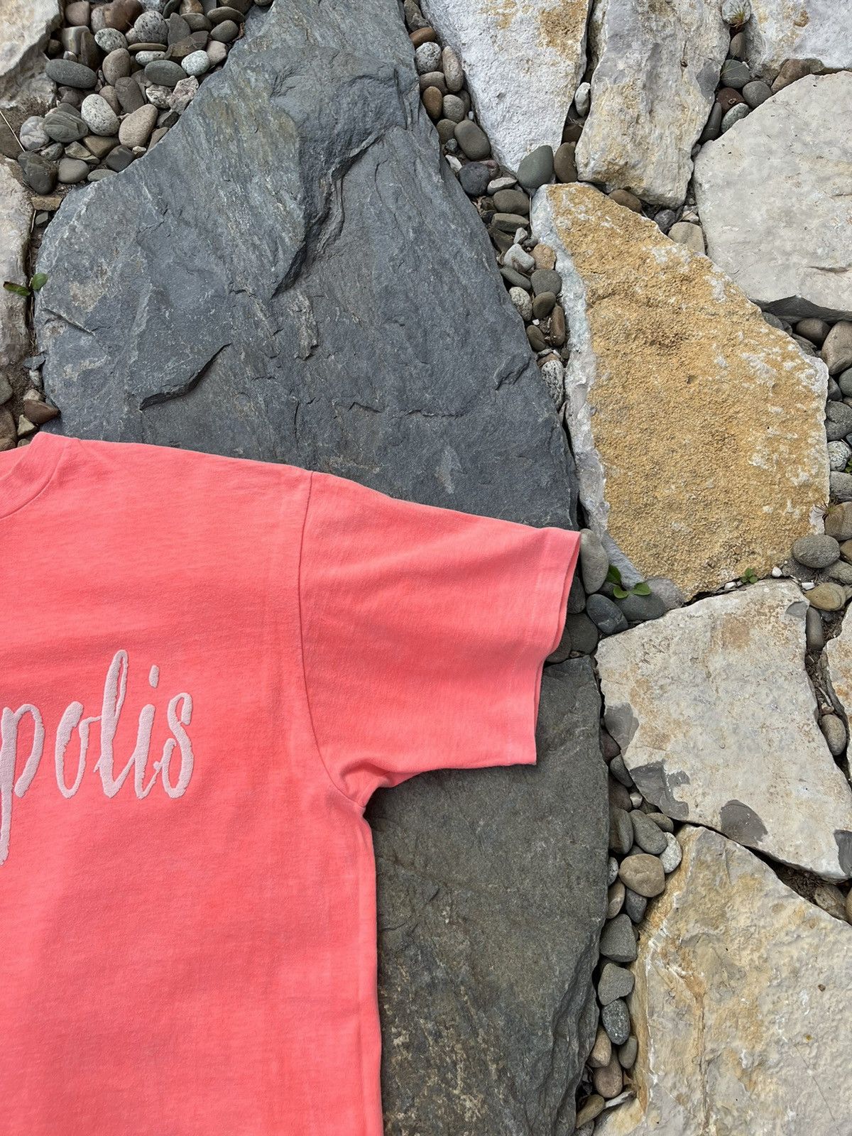 Hanes × Vintage Vintage 90s Hanes beefy tee Minneapolis y2k dyed t-shirt USA Size US L / EU 52-54 / 3 - 2 Thumbnail
