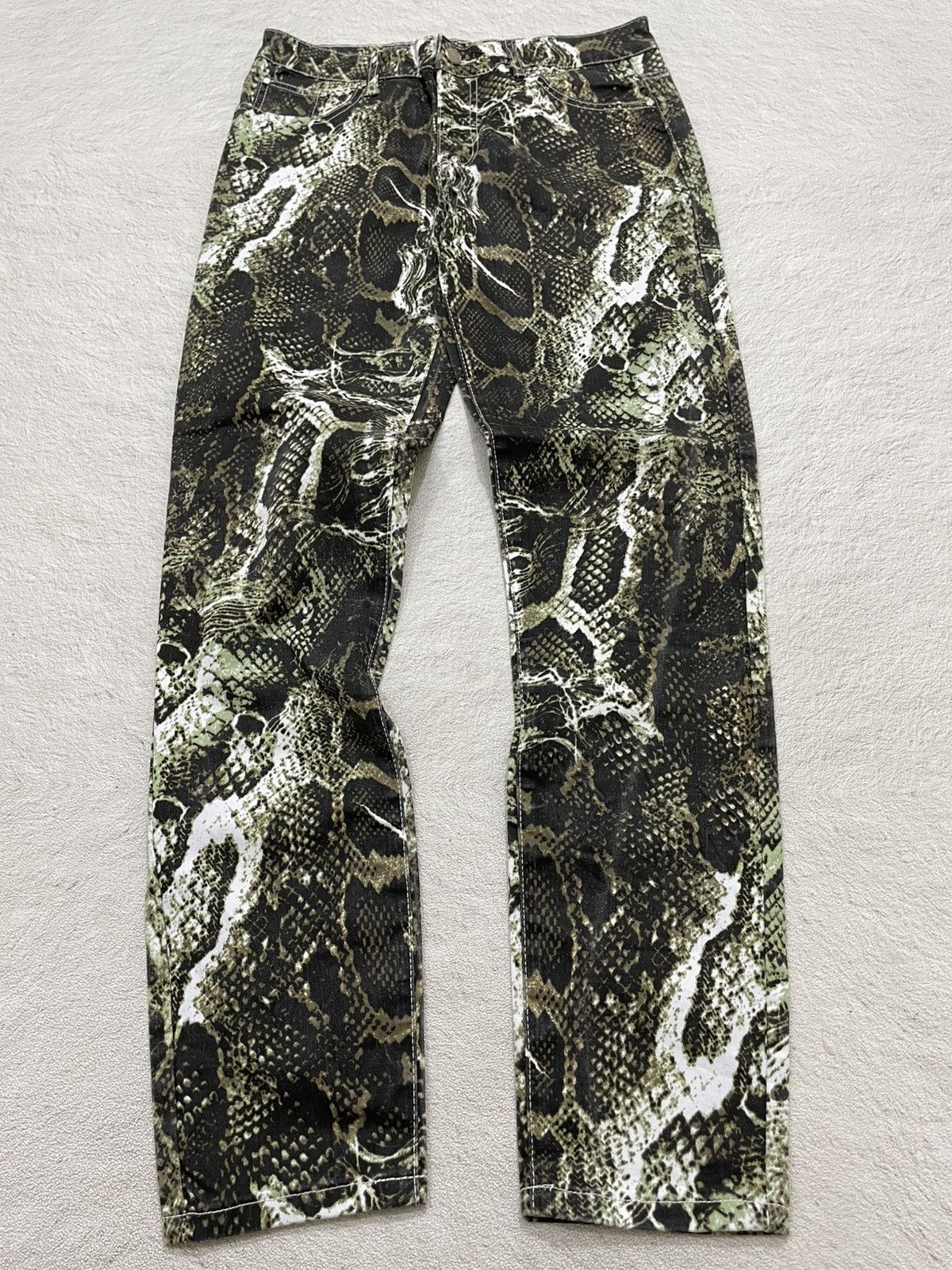 Le Grande Bleu (L.G.B.) 2000s Snake Print Denim Pants Y2K Streetwear Size US 29 - 1 Thumbnail