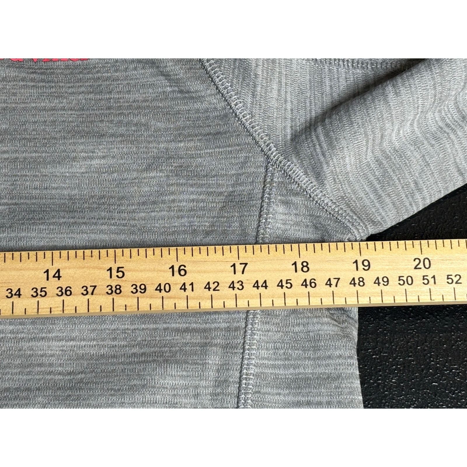 Vineyard Vines Vineyard Vines Qtr Zip Gray Long Sleeve Performance Men S Size US S / EU 44-46 / 1 - 5 Thumbnail