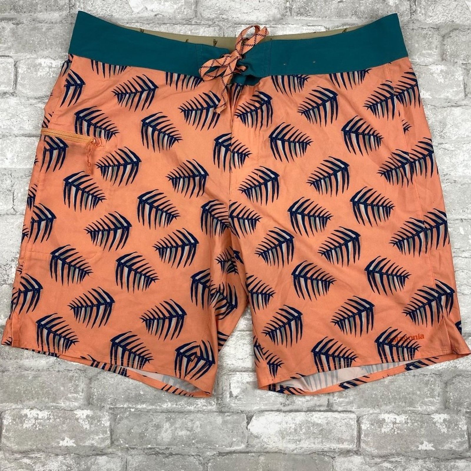 Patagonia Patagonia 19" Stretch Boardshorts Palms of my Heart Peach 38 Size US 38 / EU 54 - 1 Thumbnail