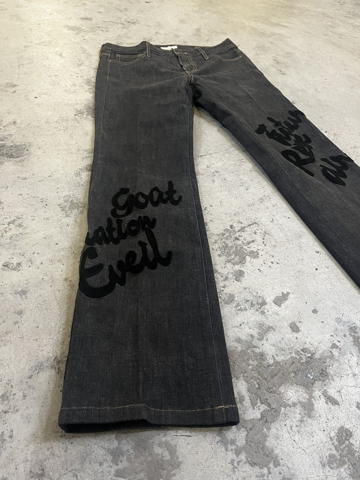 Japanese Brand "Fragile" Japan distressed jean Size US 30 / EU 46 - 4 Thumbnail