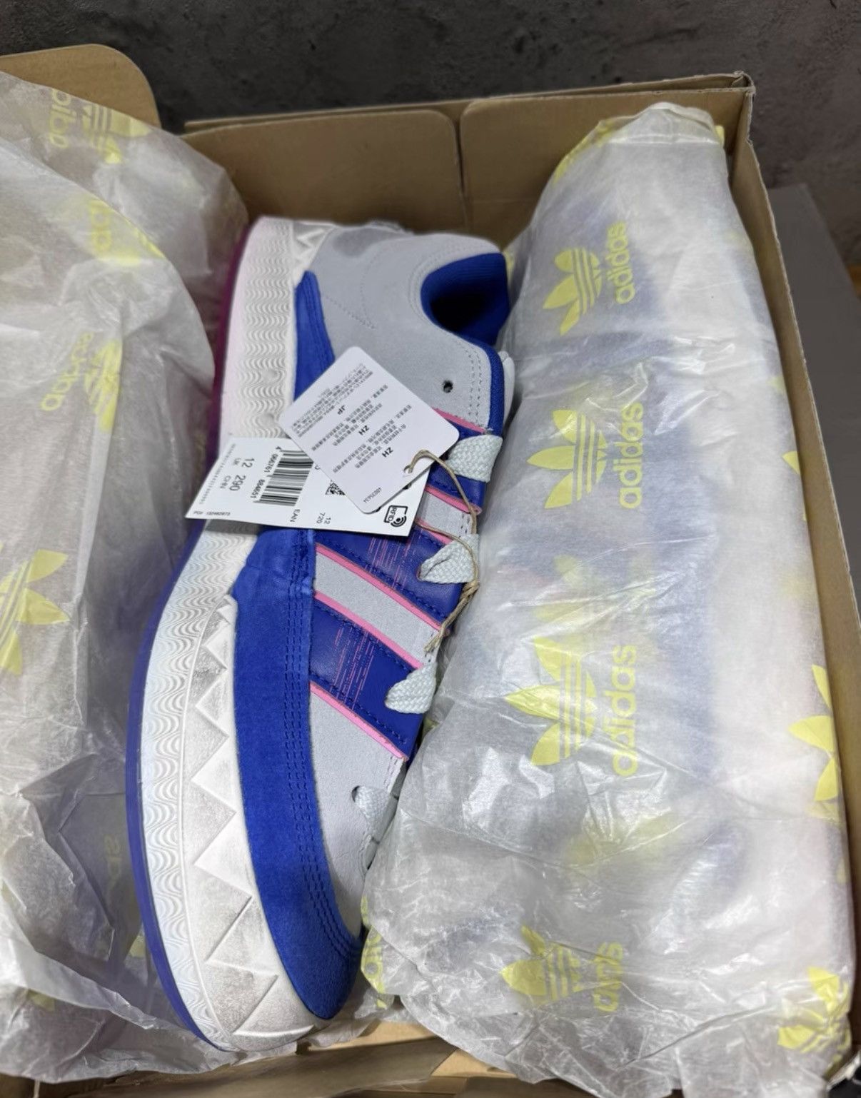 Adidas Adidas x AVENUE&SON Adimatic Shark Sneakers K37 Size US 13 / EU 46 - 7 Thumbnail