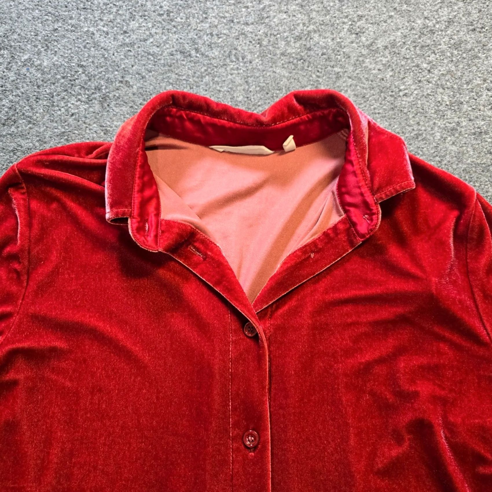 Soft Surroundings Soft Surroundings Top Womens Size Large Red Velour Button Up Long Sleeve Casual Blouse Size L / US 10 / IT 46 - 2 Thumbnail