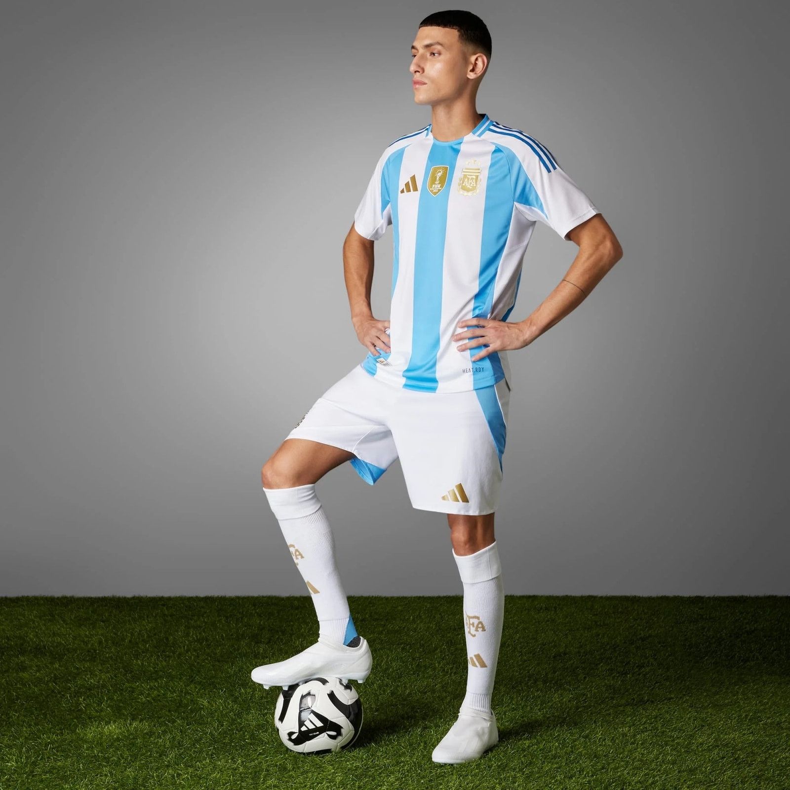 Adidas ADIDAS Men’s XL ARGENTINA 2024 HOME AUTHENTIC JERSEY IP8388 Size US XL / EU 56 / 4 - 2 Thumbnail
