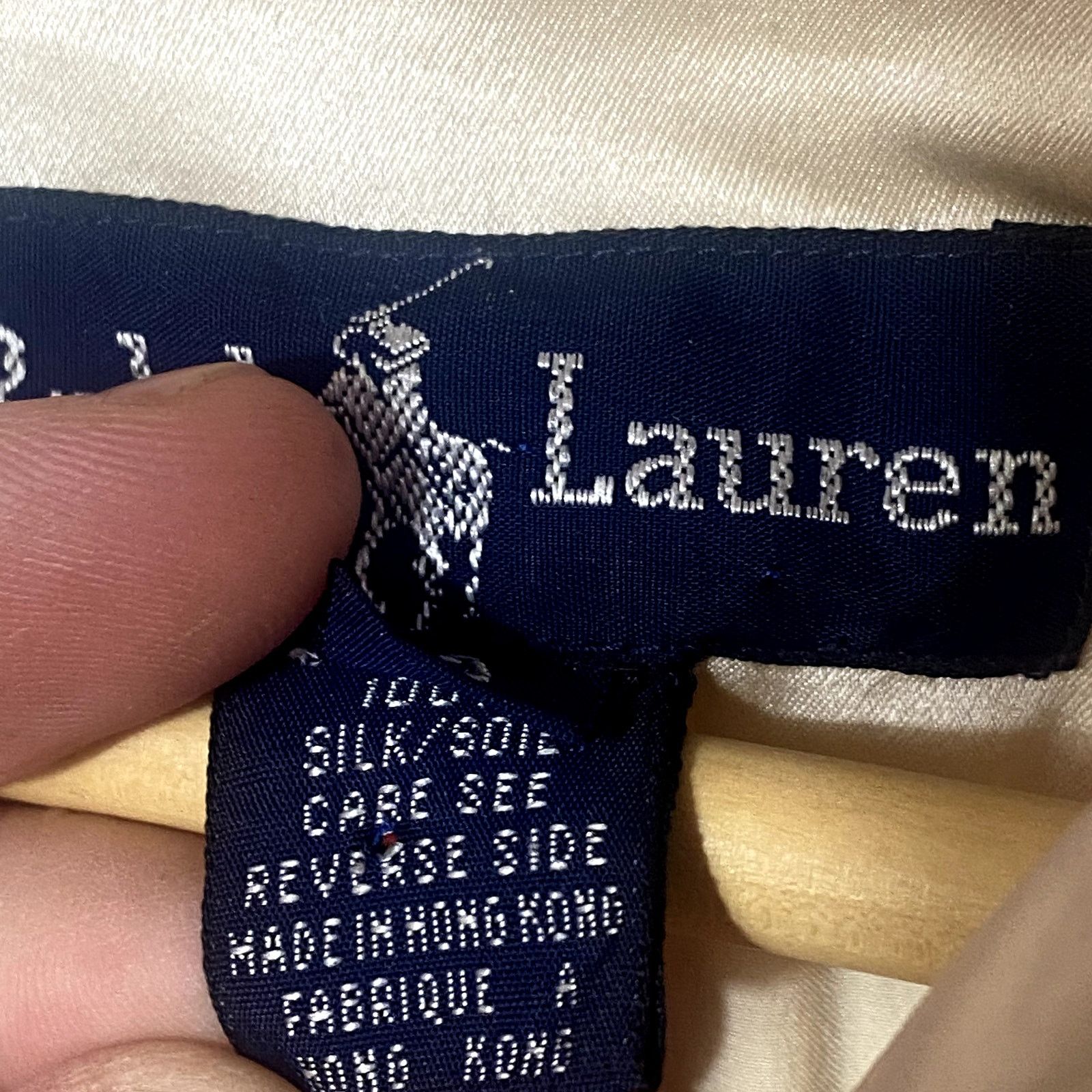 Polo Ralph Lauren Vintage Polo Ralph Lauren 100% Silk Button Up Shirt Ivory Size XS / US 0-2 / IT 36-38 - 4 Thumbnail