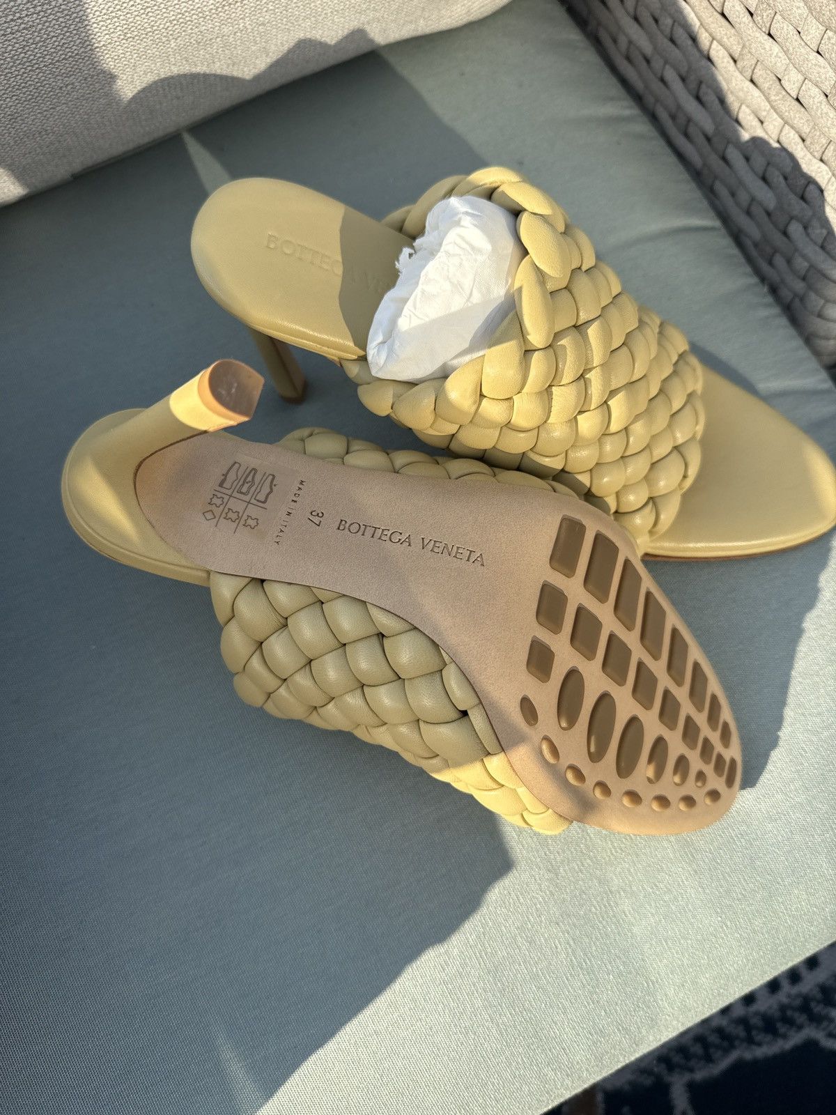 Bottega Veneta Bottega Venetta padded intreccio lagoon napa tapioca Size US 7 / IT 37 - 1 Thumbnail