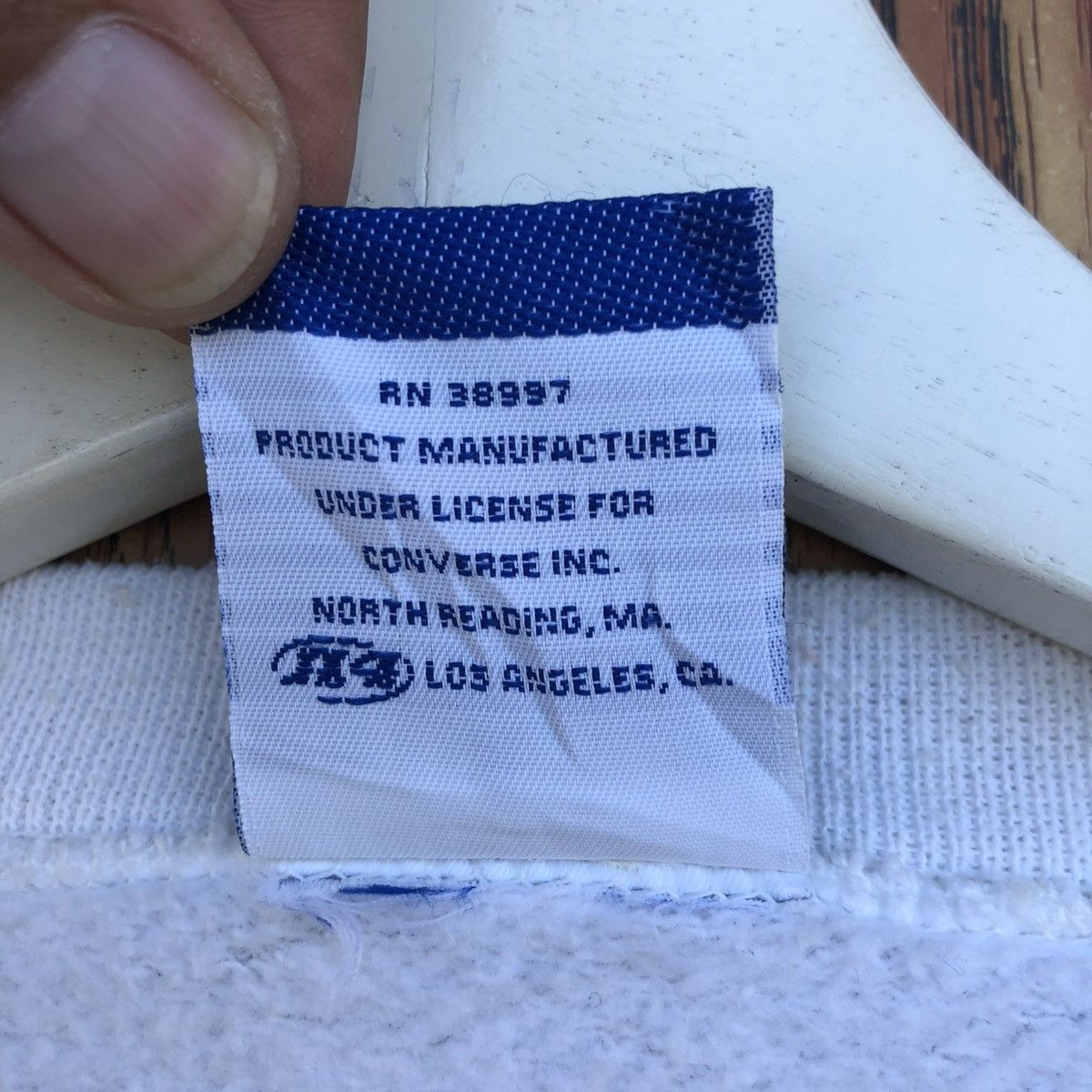 Converse Vintage 90s converse Crewneck Sweatshirt Size US XL / EU 56 / 4 - 8 Thumbnail