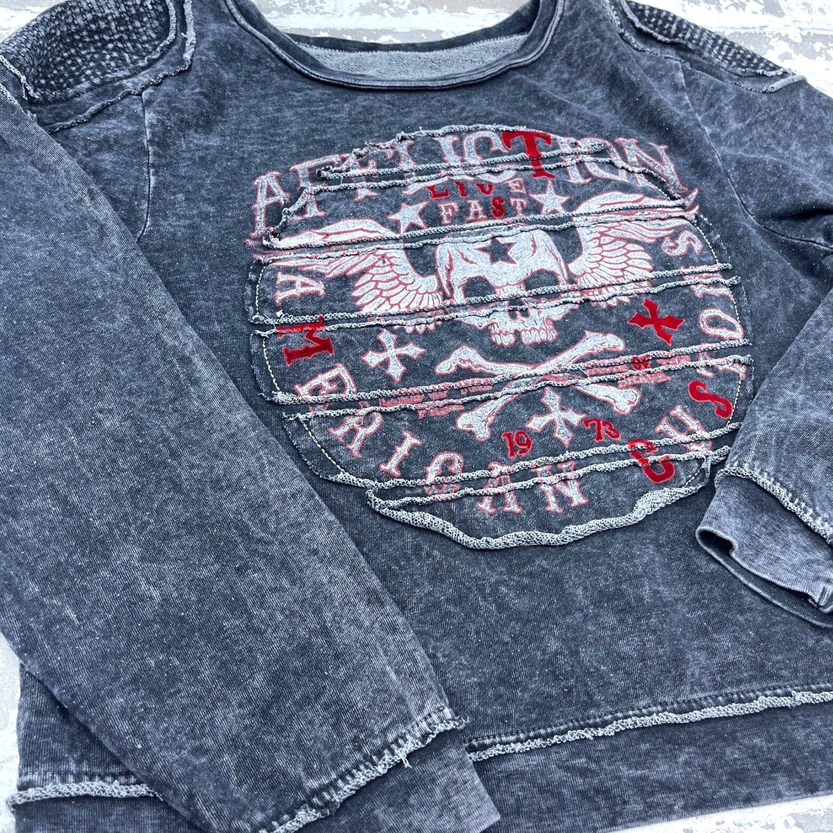 Affliction VINTAGE Affliction Sweatshirt Women Large Black Crew Neck Fleece Pullover Casual Fall Winter 90s Punk Graphic Print Size L / US 10 / IT 46 - 4 Thumbnail