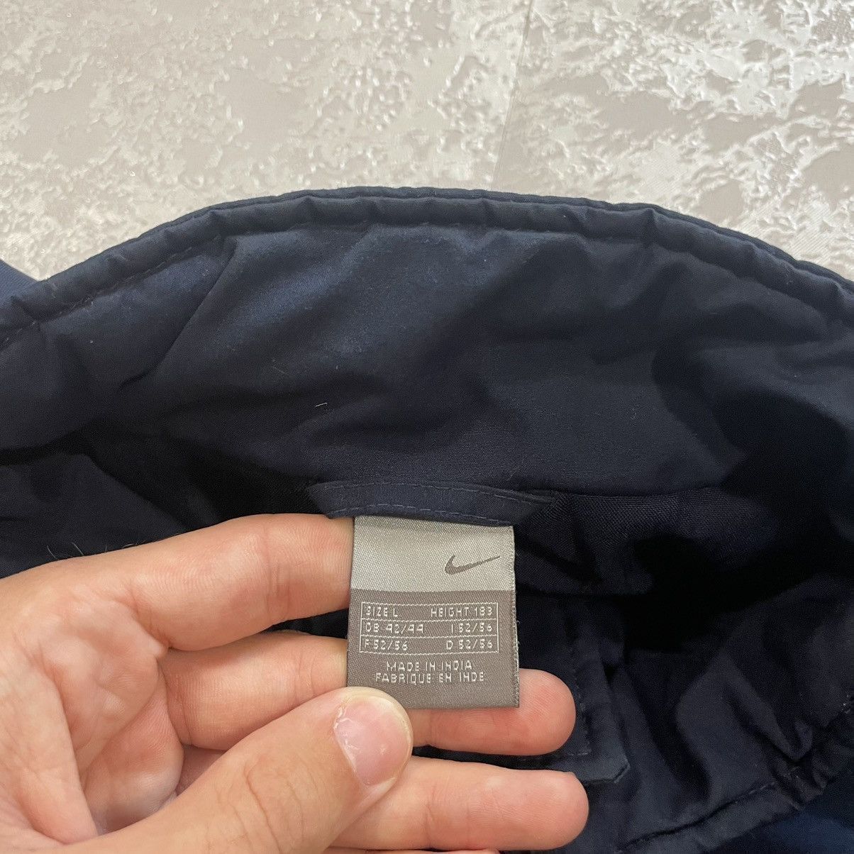 Nike Nike y2k Vintage Big Logo Light Micro Puffer Jacket Size US L / EU 52-54 / 3 - 14 Thumbnail