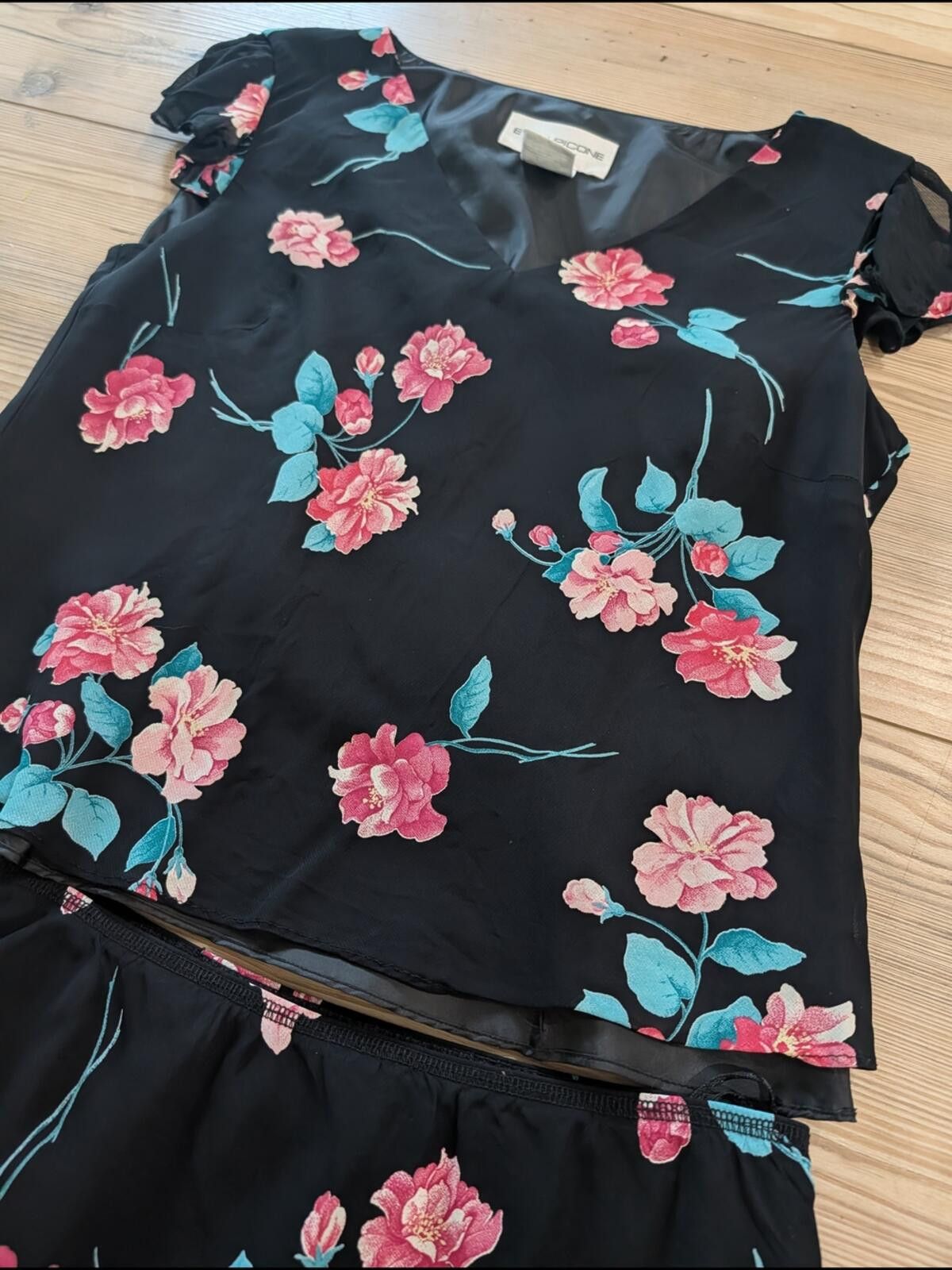 Evan Picone Evan Picone Black Top And Skirt with Pink Floral Accent Size 34" / US 12 / IT 48 - 5 Thumbnail
